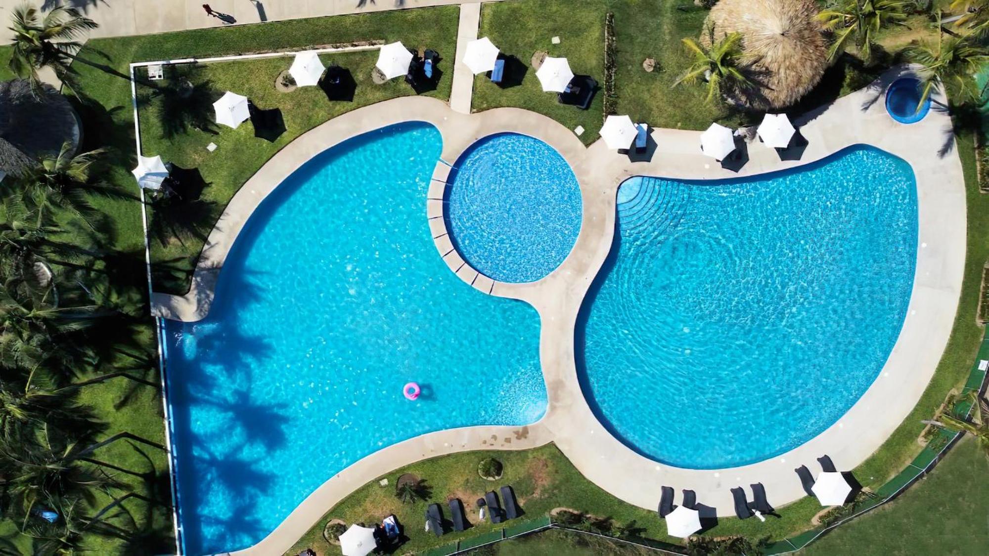 Apartment E13d2 - Alberca, Playa Cercana & Club De Playa Opcional *