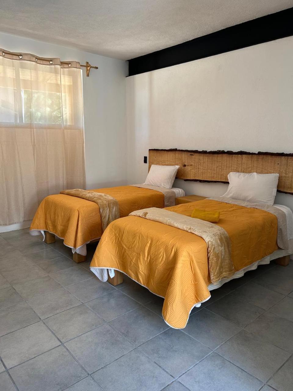 Tlalcosahua, De Montana, Hotel