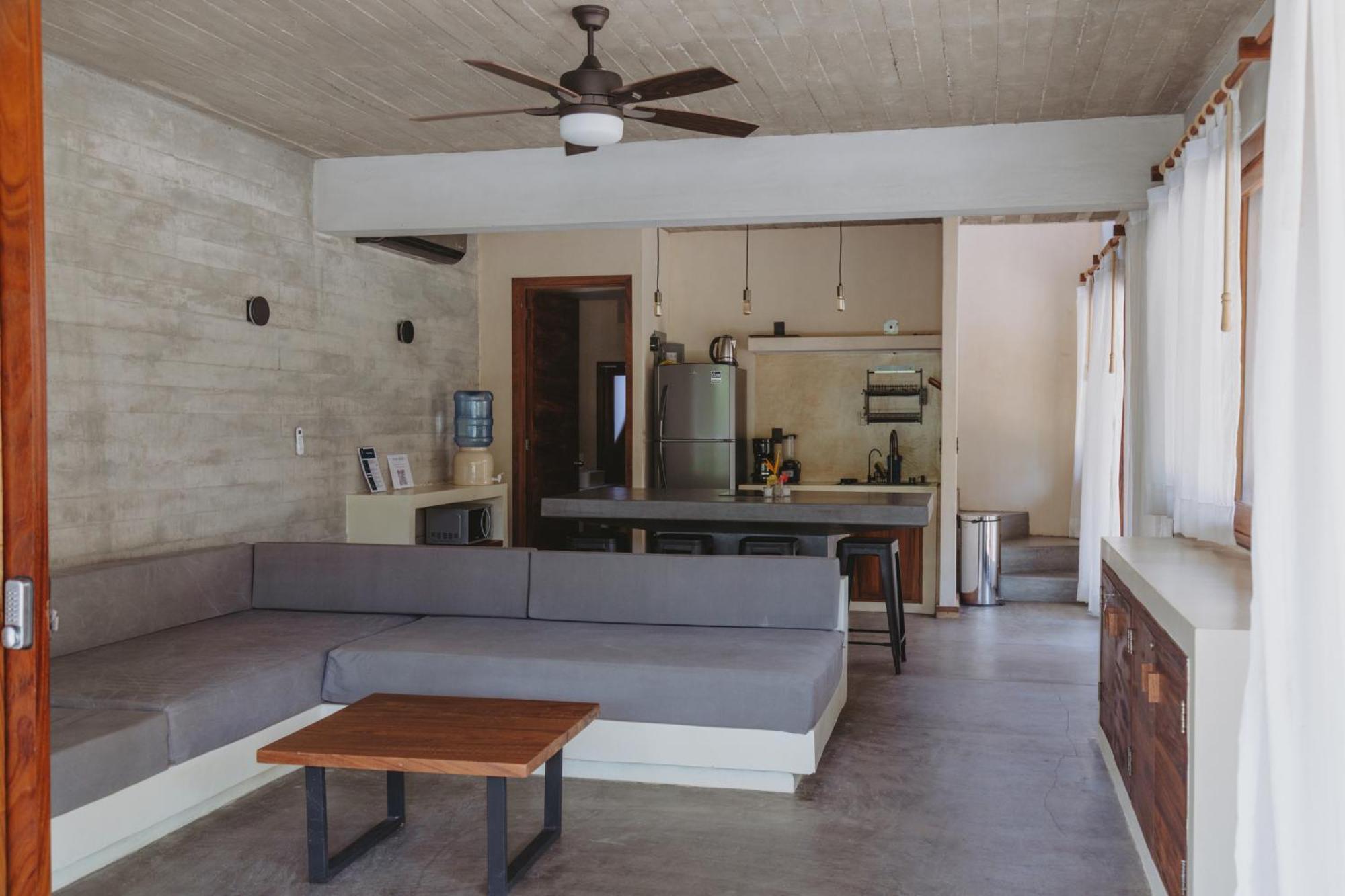 Del Mar 6 Personas, Alberca, Starlink, 50m Del Spot Surf La Saladita Villa *