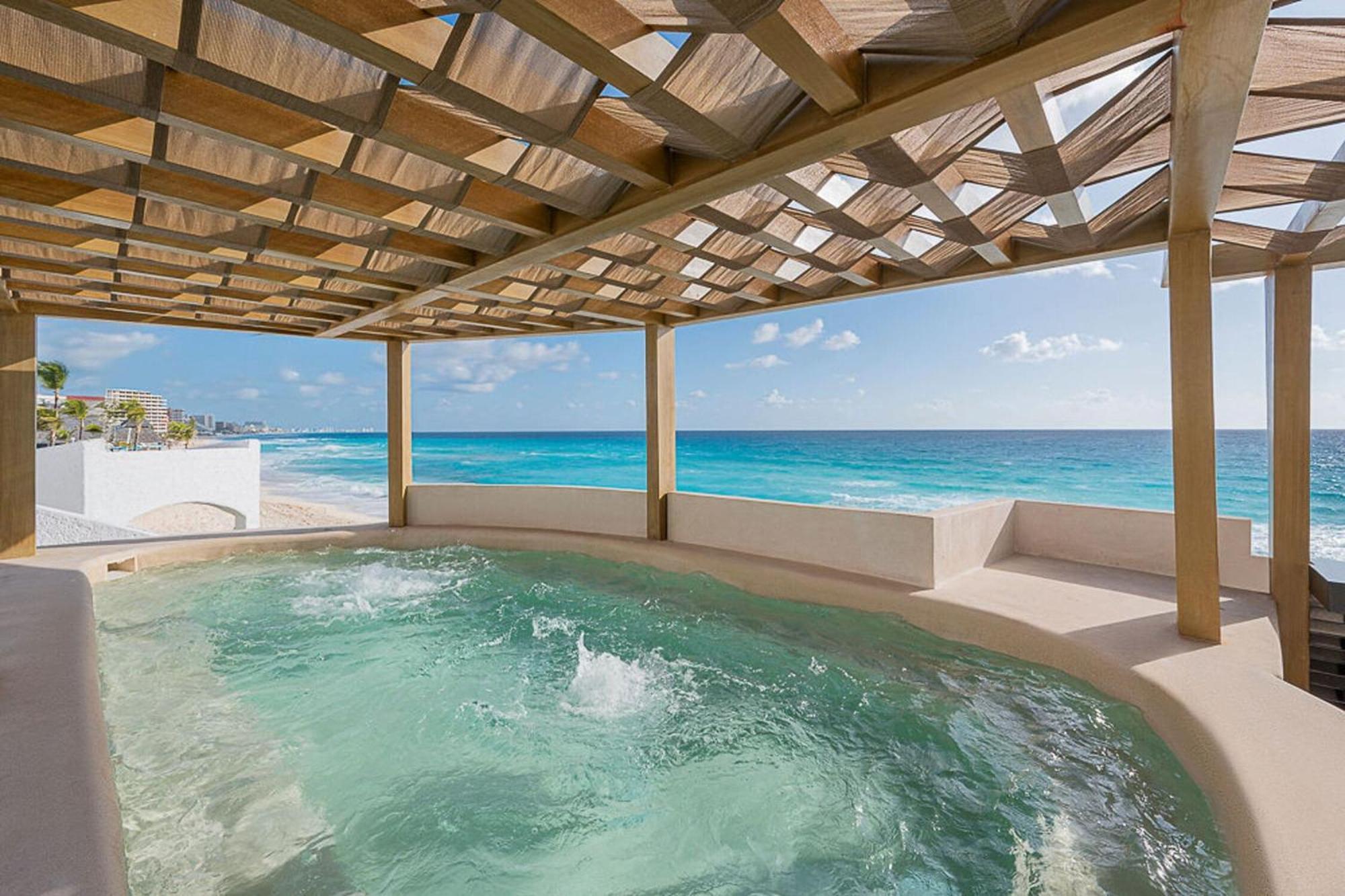 Gr Solaris Caribe Cancun