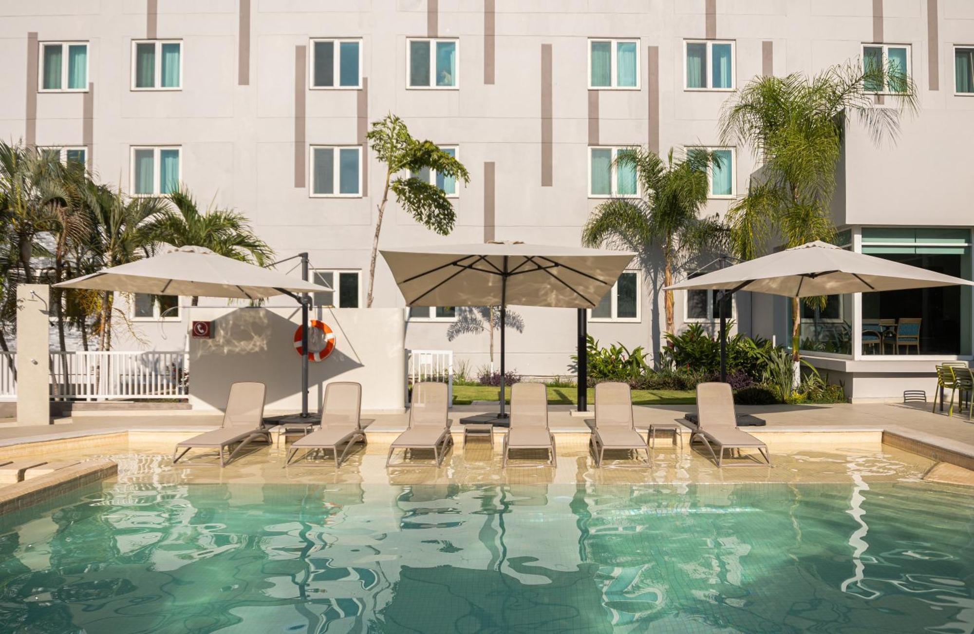Hotel Express By Ihg