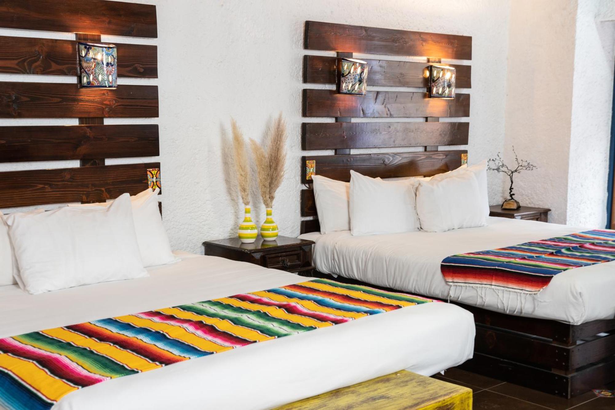 Rocas & Resort