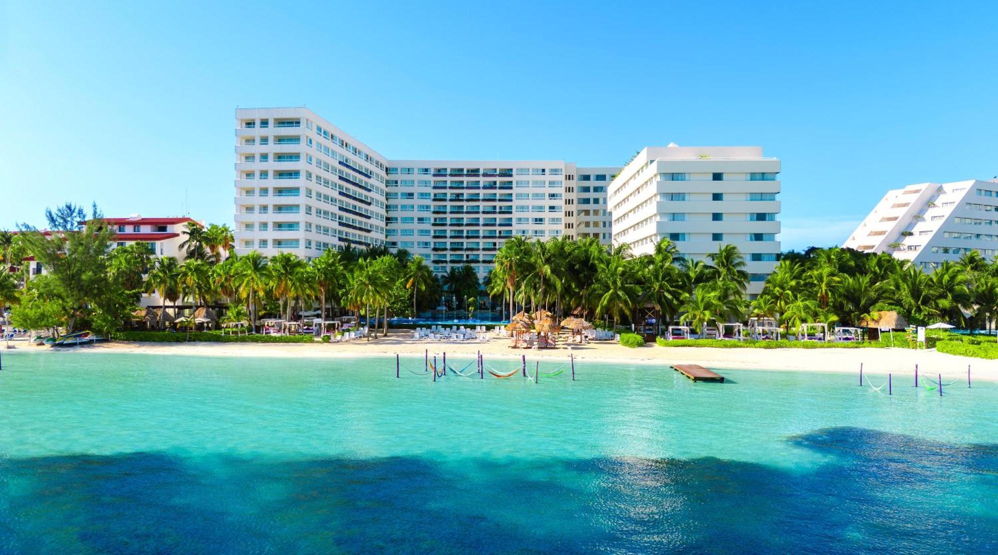 Smart The Urban Oasis 4* Cancun