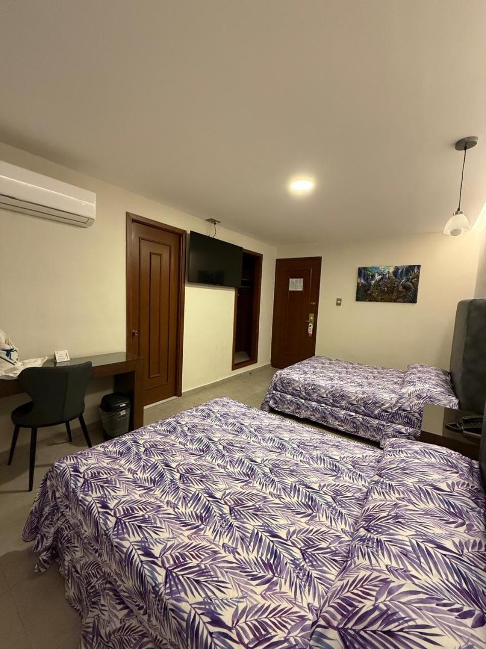Impala -atras Del Ado Hotel 3*