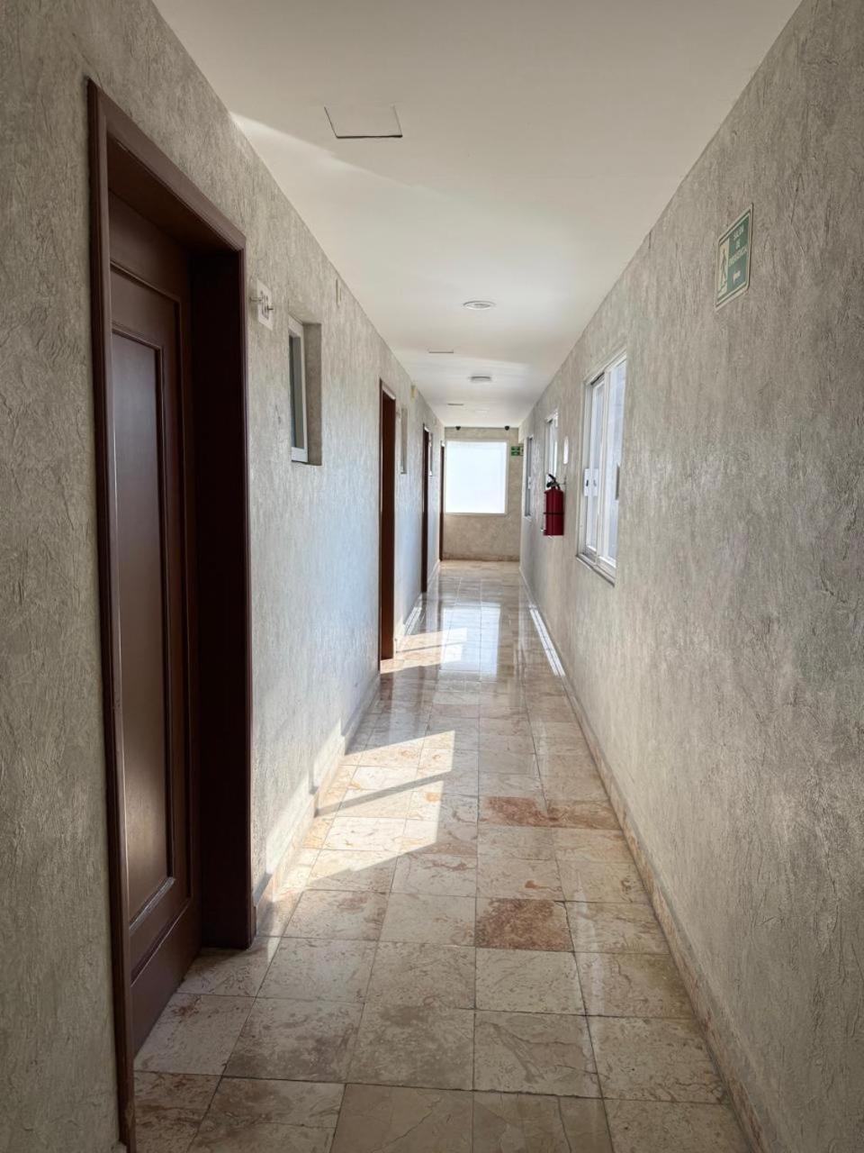 Hotel Impala -atras Del Ado 3*