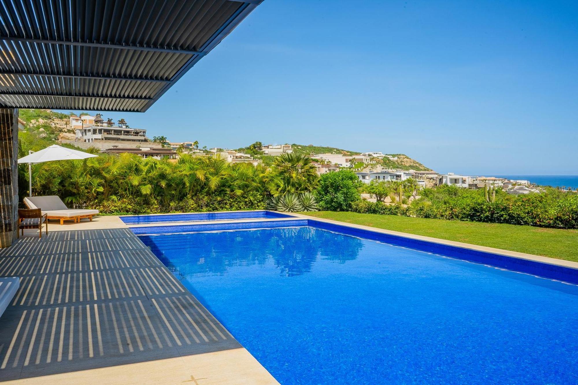 Villa Stunning 11bd Fully Staffed, Indoor Tennis And *