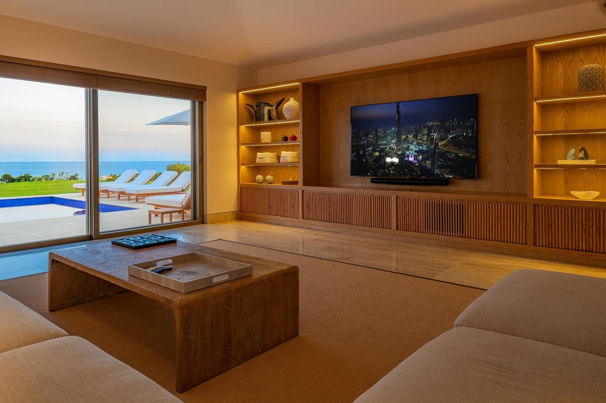 Stunning 11bd Fully Staffed, Indoor Tennis And Villa San Jose del Cabo