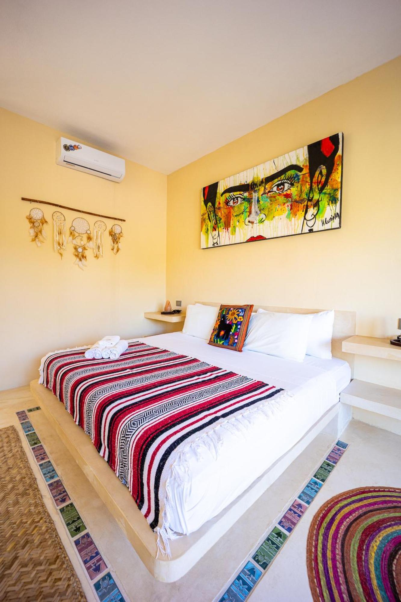 Atenea Hotel