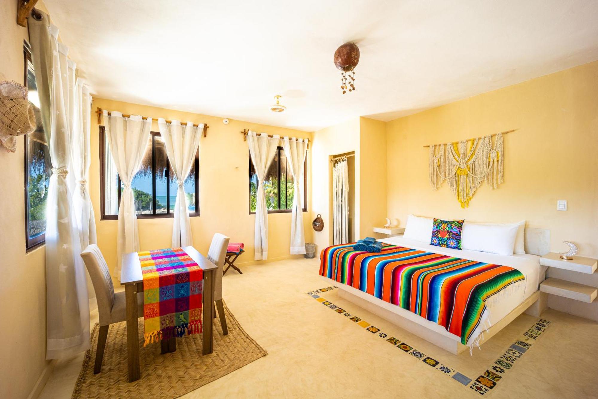 Hotel Atenea