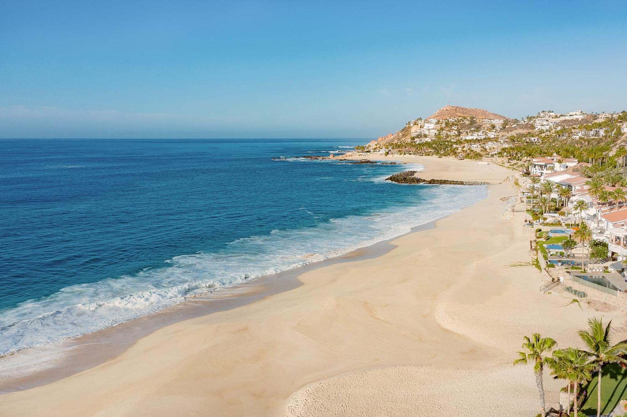 Beautiful 5 Bd Del Mar Staffed & Steps From The