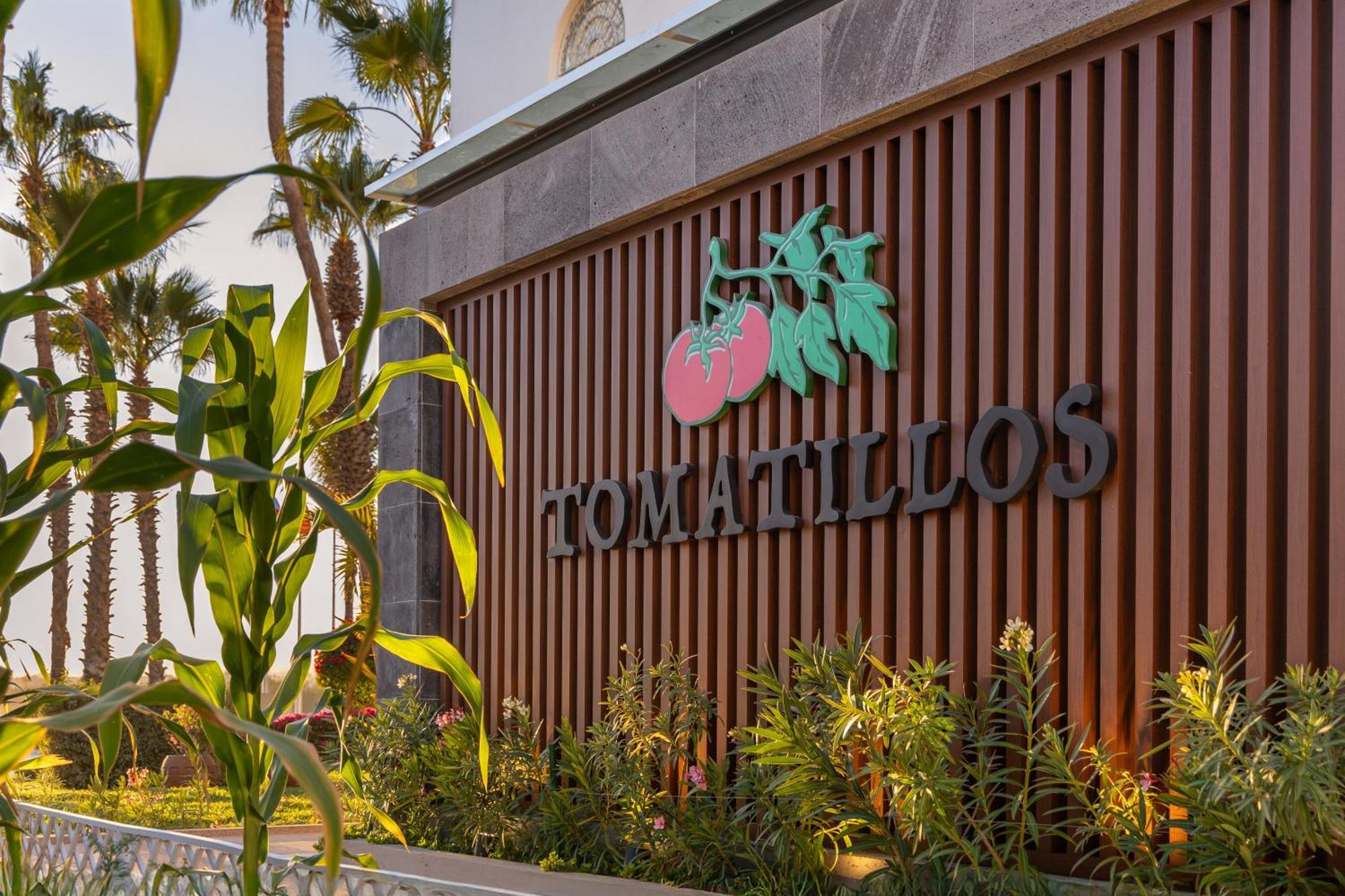 Resort Del Palmar & 4*