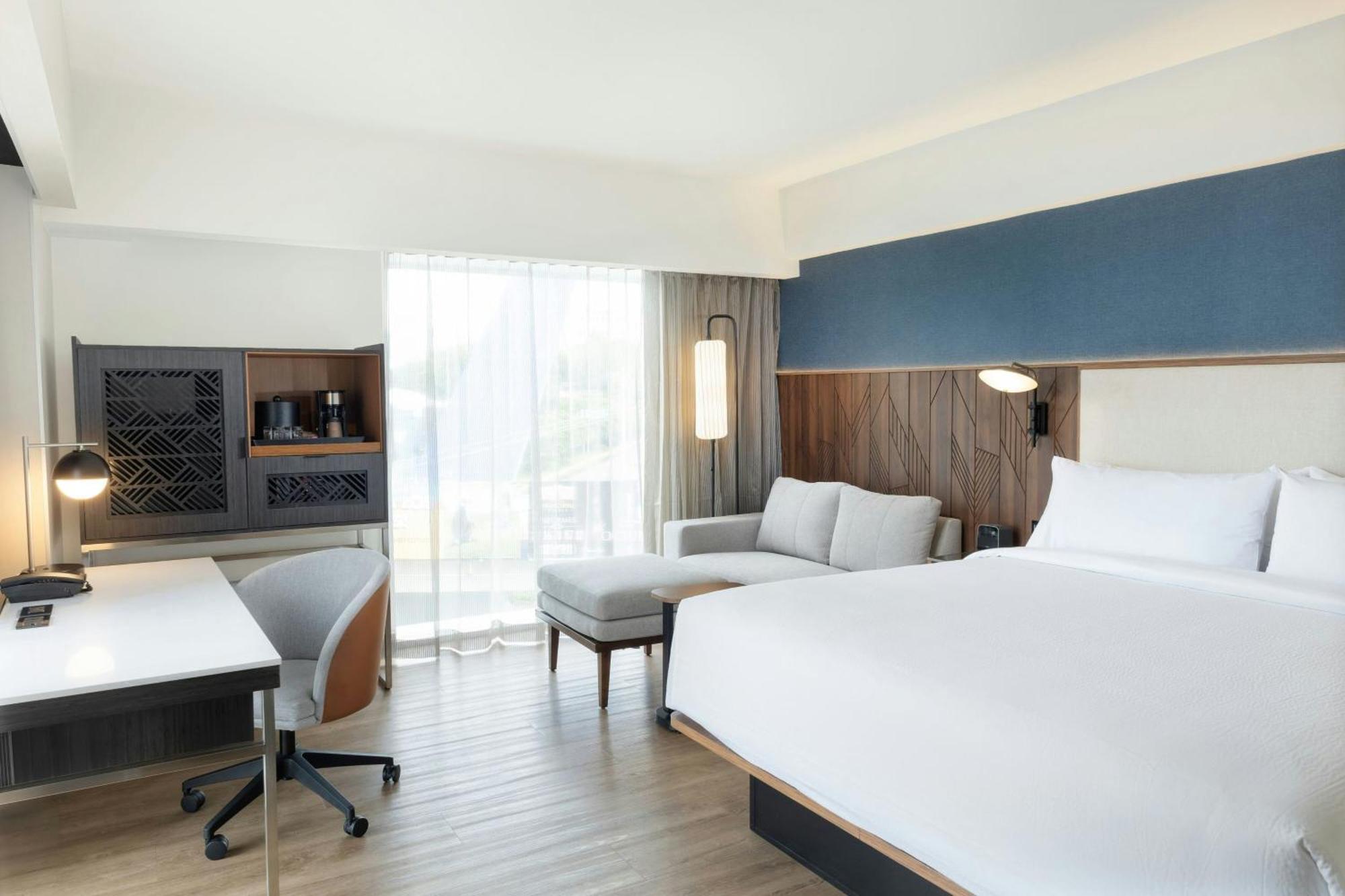 Courtyard By Marriott Animas 4* Puebla