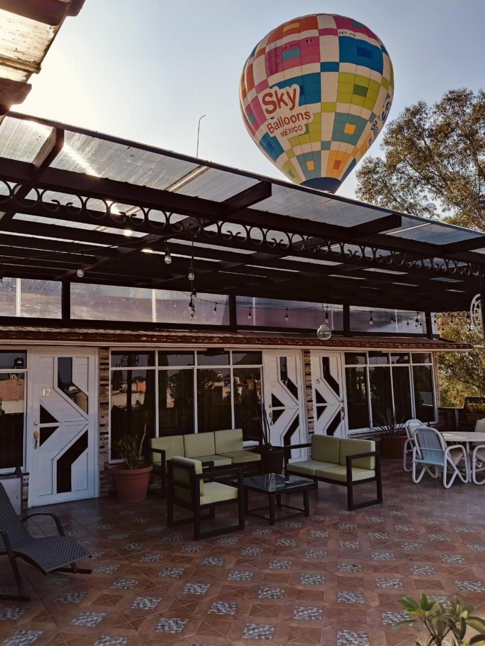 Aparthotel Victoria Piramides