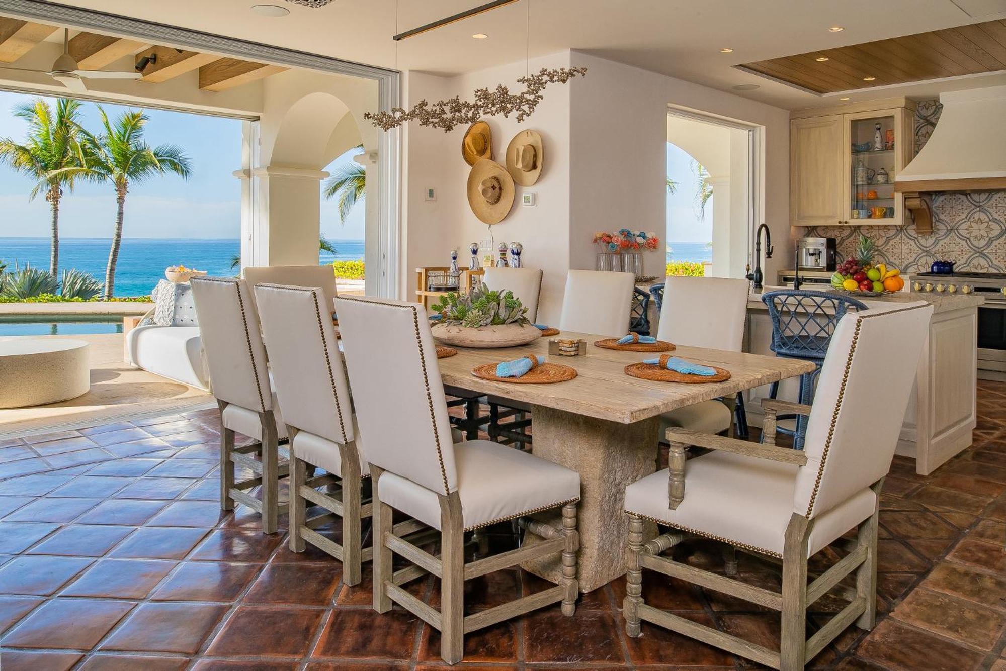 Villa Beautiful 5 Bd Del Mar Staffed & Steps From The *