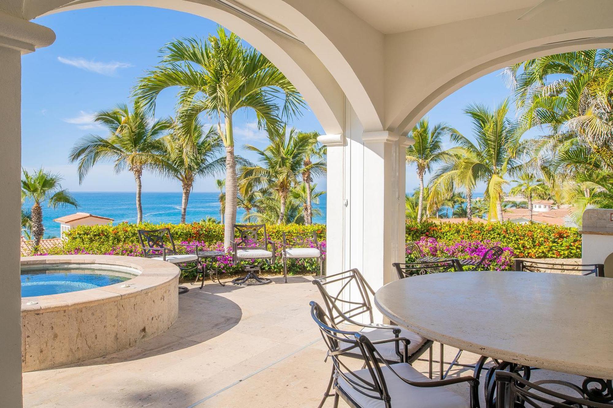 Villa Beautiful 5 Bd Del Mar Staffed & Steps From The *