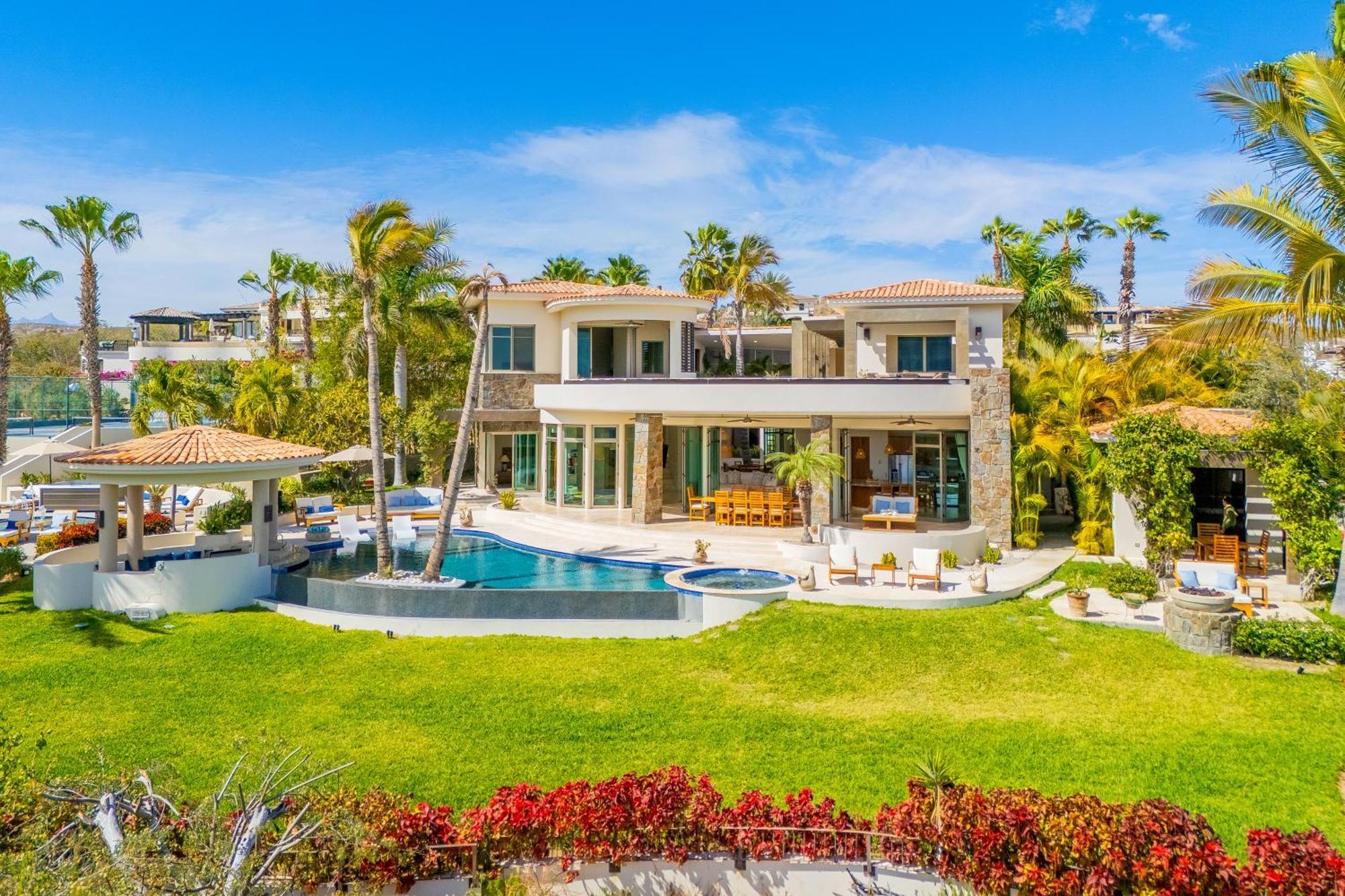 Spacious 5 Bd Fully Staffed W Chauffeur In Puerto Cabos! Villa San Jose del Cabo