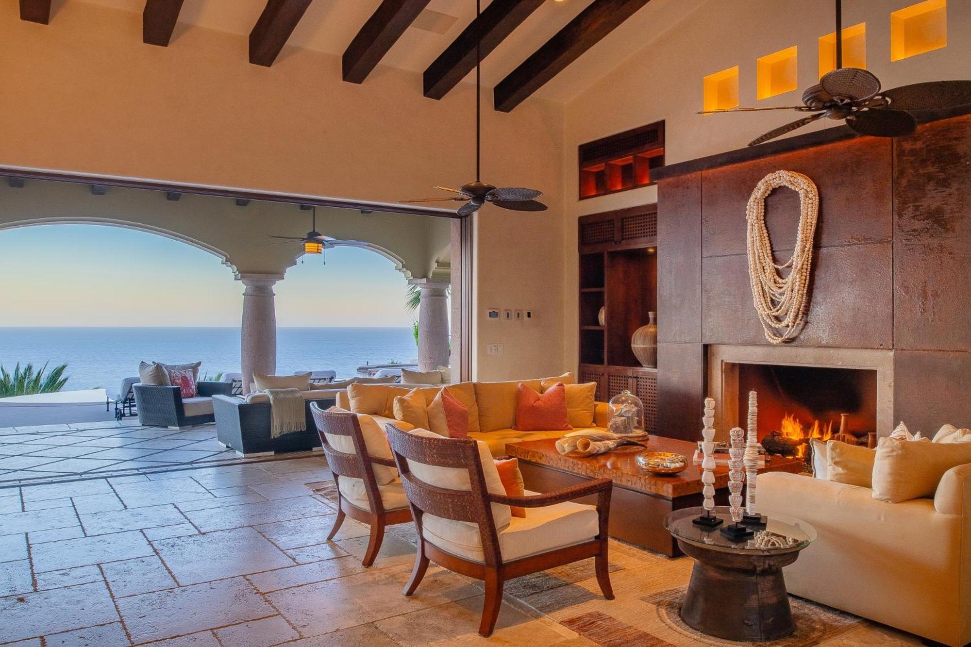 Beautiful Fully Staffed & Steps From Swimmable In Del Mar * San Jose del Cabo