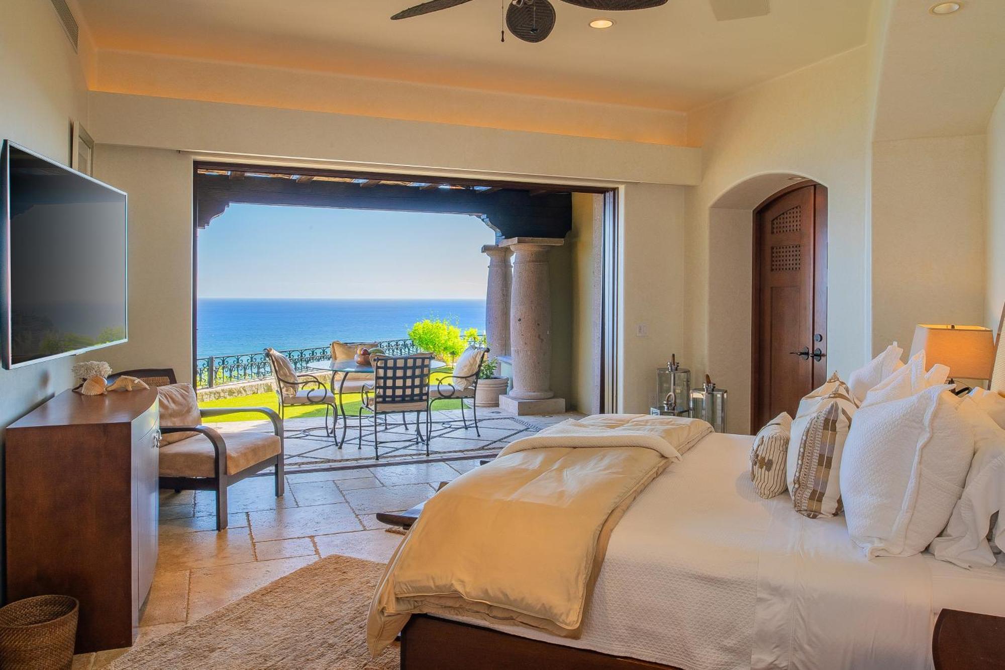 Villa Beautiful Fully Staffed & Steps From Swimmable In Del Mar San Jose del Cabo