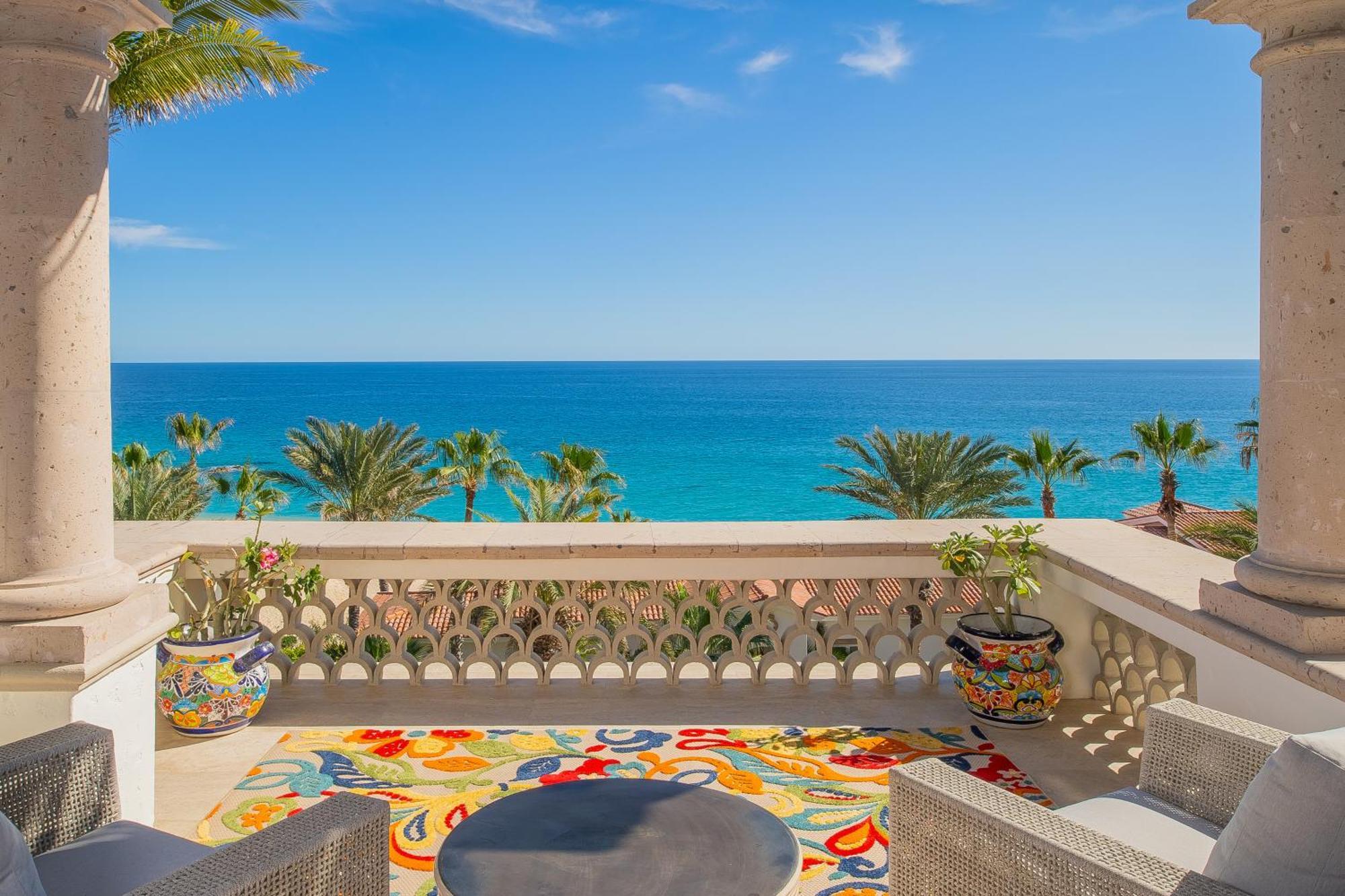 Amazing 5bd Del Mar With Full Staff And Steps From The San Jose del Cabo