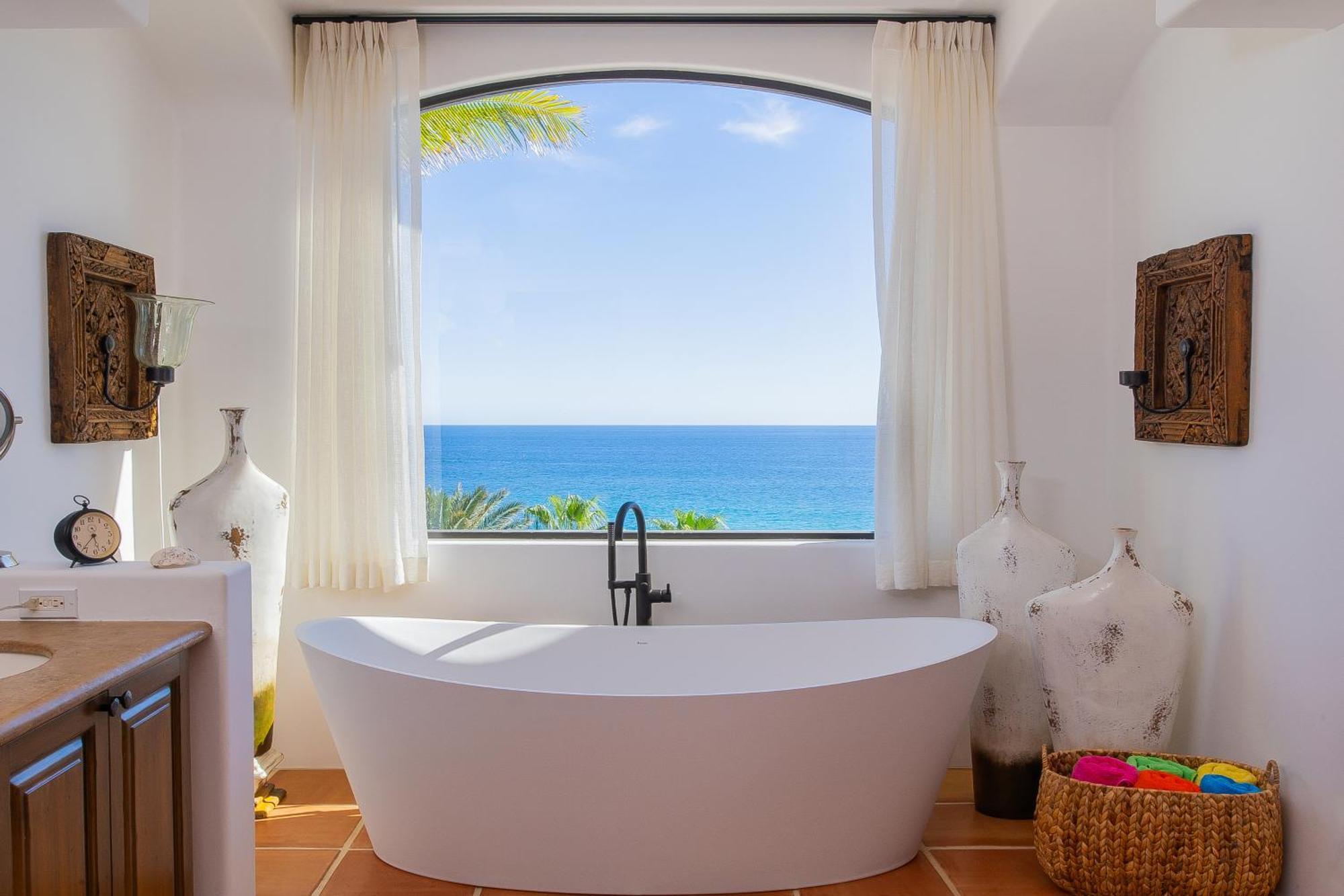 Villa Amazing 5bd Del Mar With Full Staff And Steps From The San Jose del Cabo