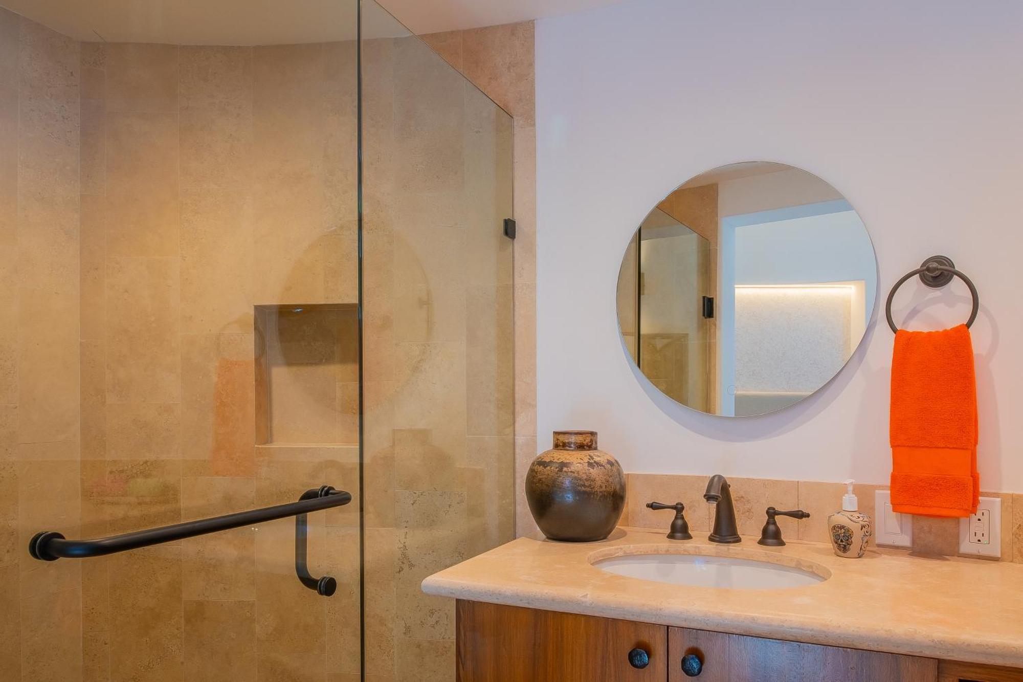Amazing 5bd Del Mar With Full Staff And Steps From The *