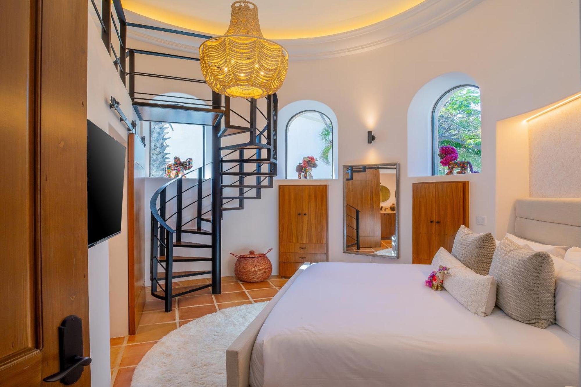Amazing 5bd Del Mar With Full Staff And Steps From The San Jose del Cabo