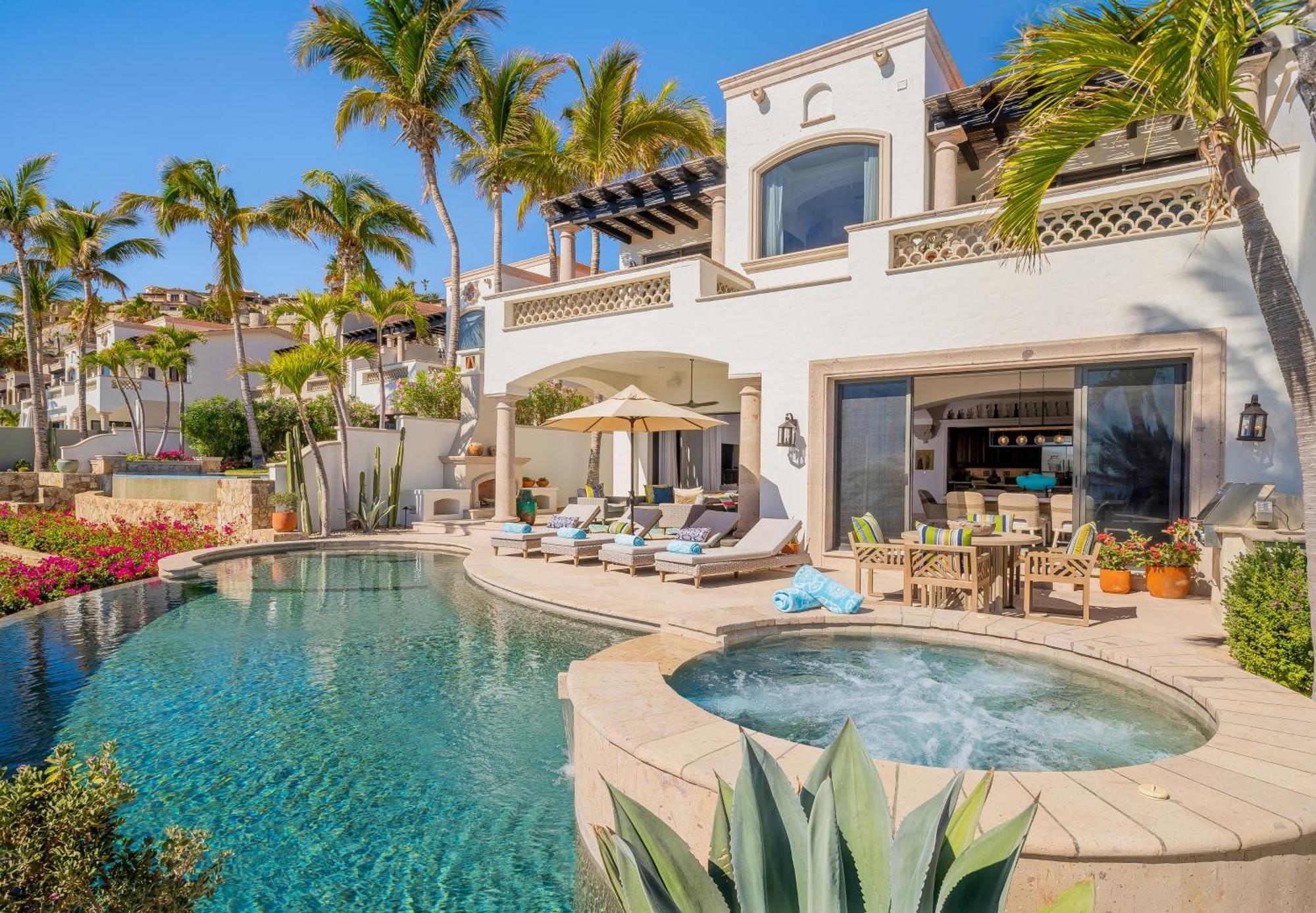 Villa Amazing 5bd Del Mar With Full Staff And Steps From The San Jose del Cabo