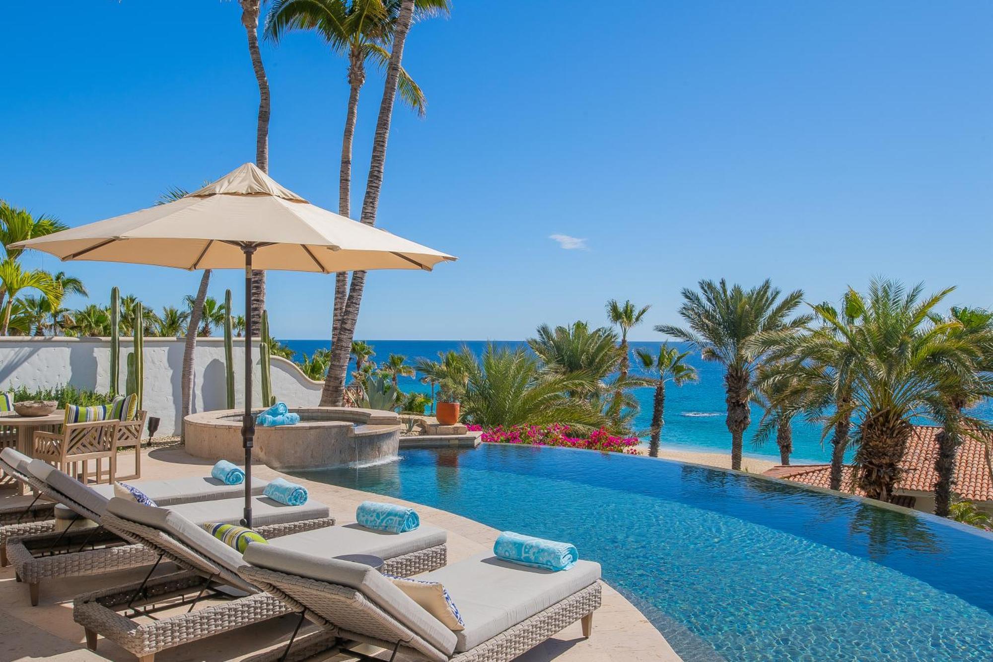 Amazing 5bd Del Mar With Full Staff And Steps From The *