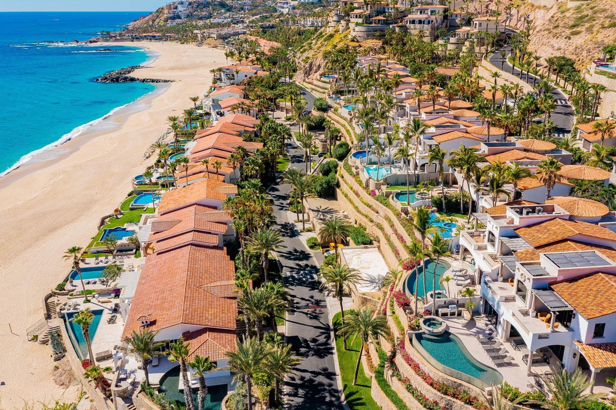Amazing 5bd Del Mar With Full Staff And Steps From The