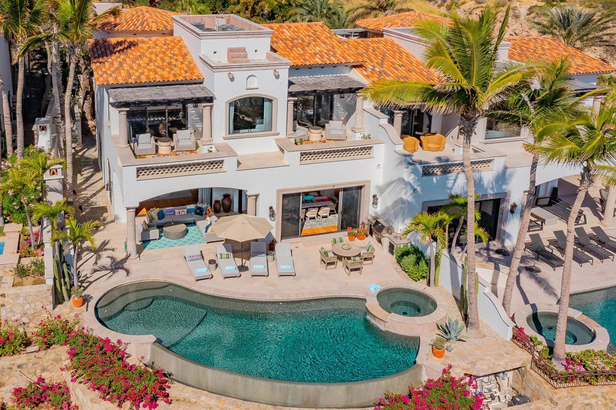 Amazing 5bd Del Mar With Full Staff And Steps From The Villa