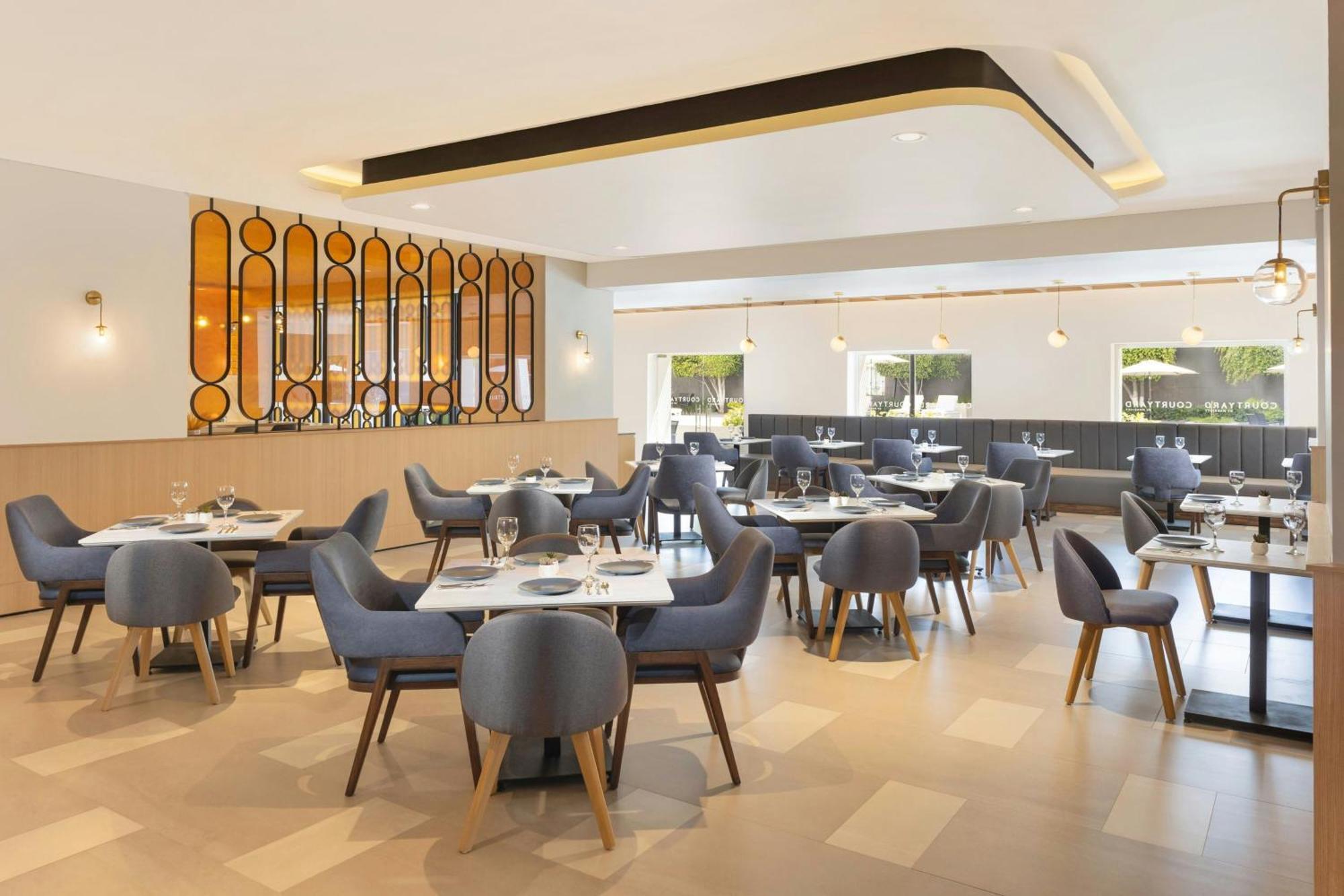 Courtyard By Marriott Animas Hotel
