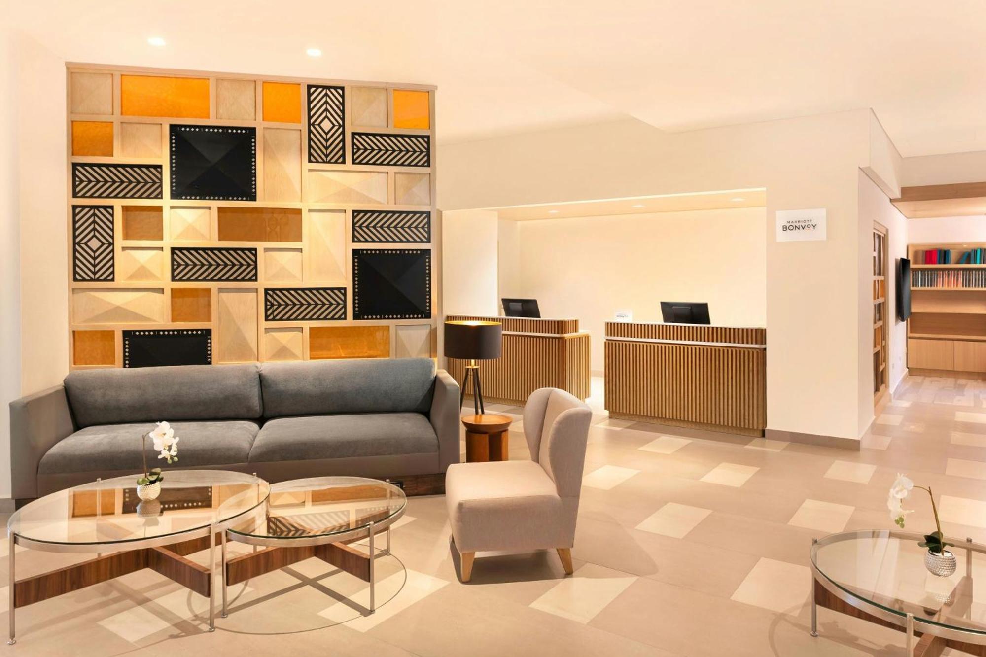 Hotel Courtyard By Marriott Animas Puebla