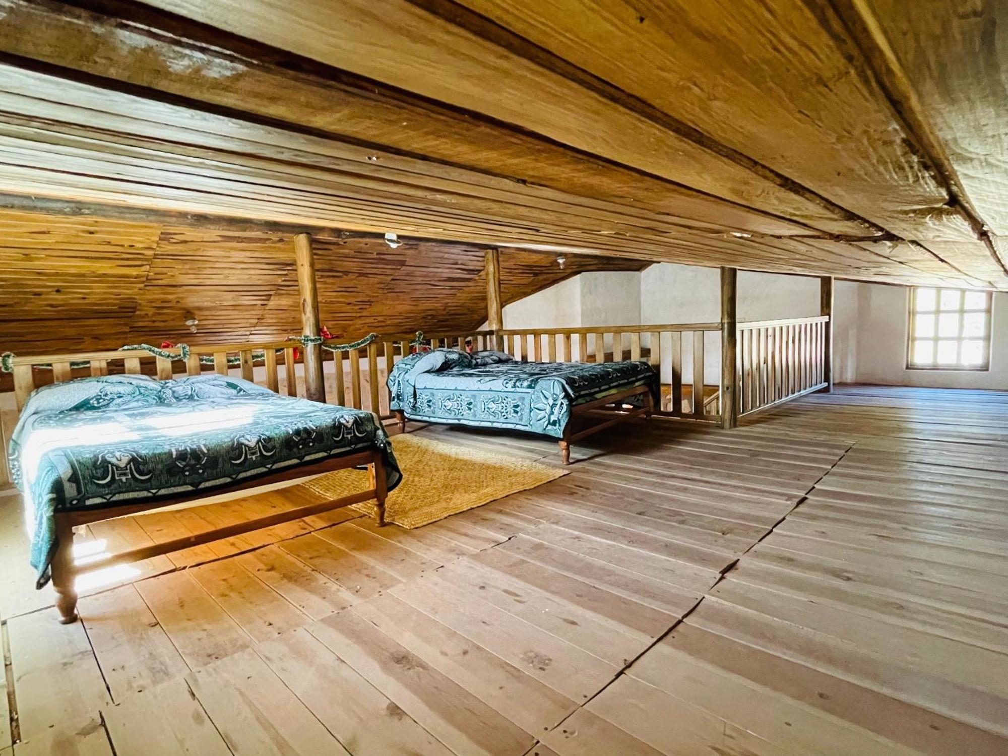 Hotel De Lolita En Barrancas Del Cobre *