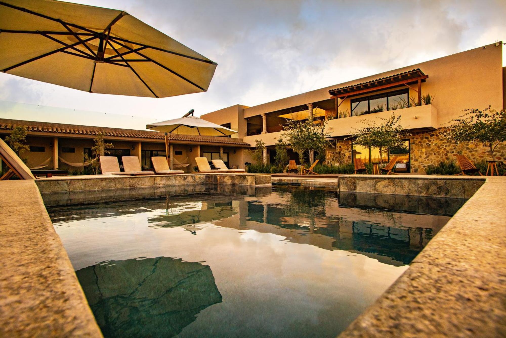 Flores De Sal-valle De Guadalupe Hotel 4*