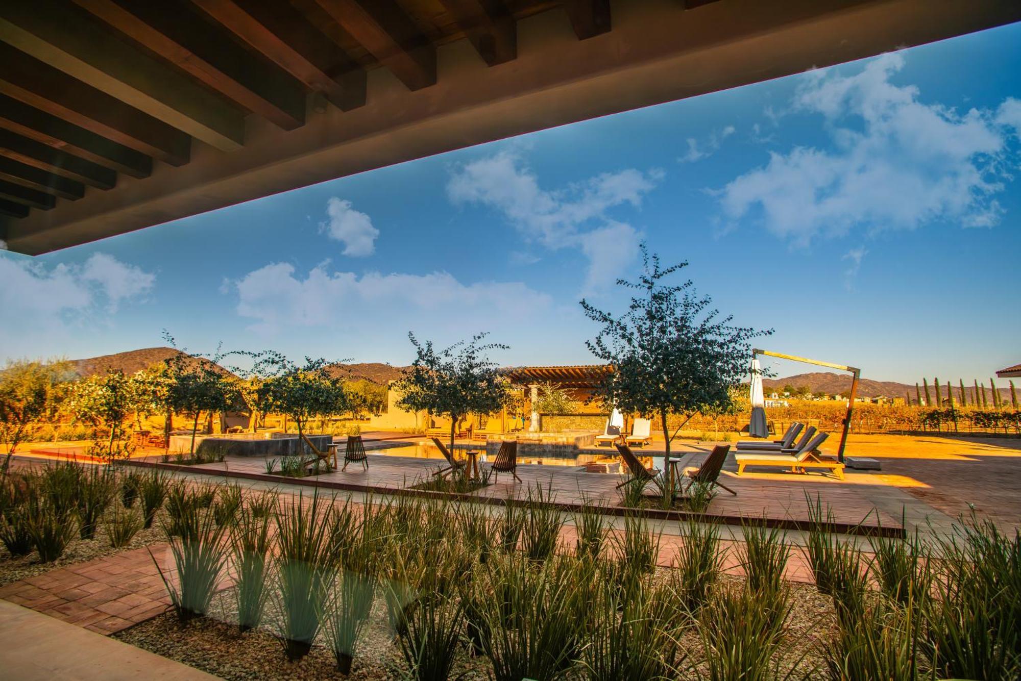 Hotel Flores De Sal-valle De Guadalupe El Porvenir