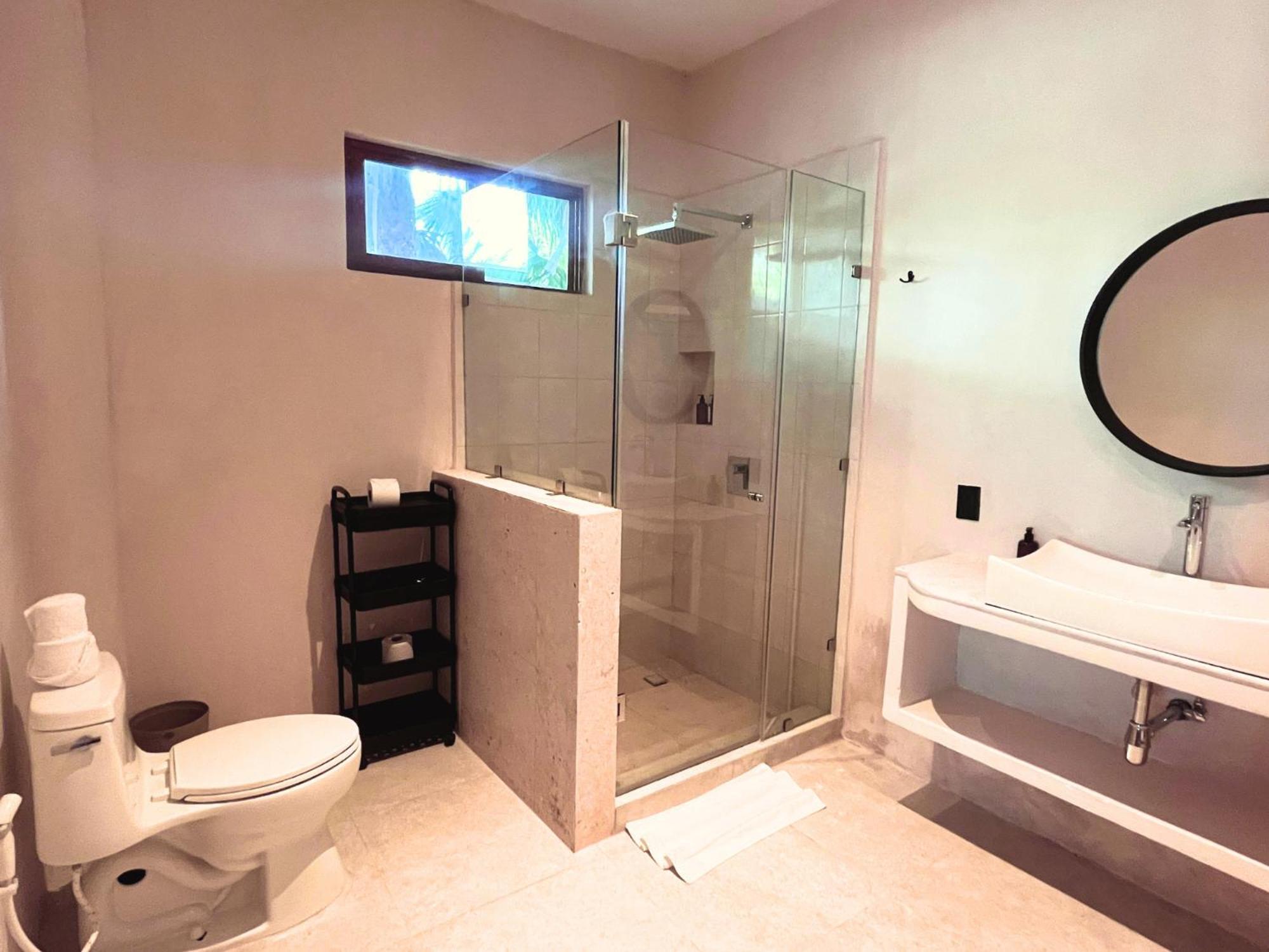 Hotel Front Boutique Dk House 4*