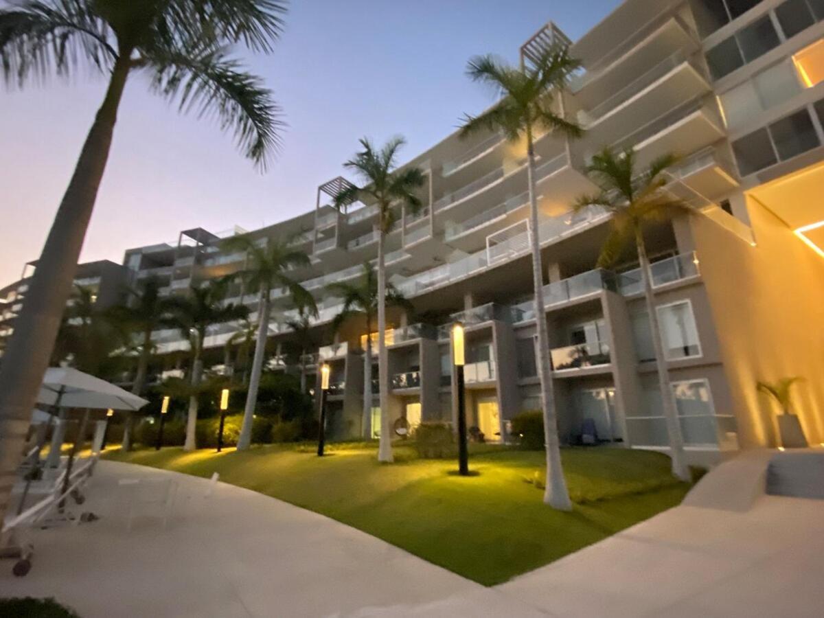 Bolongo Luxury Eli, Front - Punta Mita Higuera Blanca