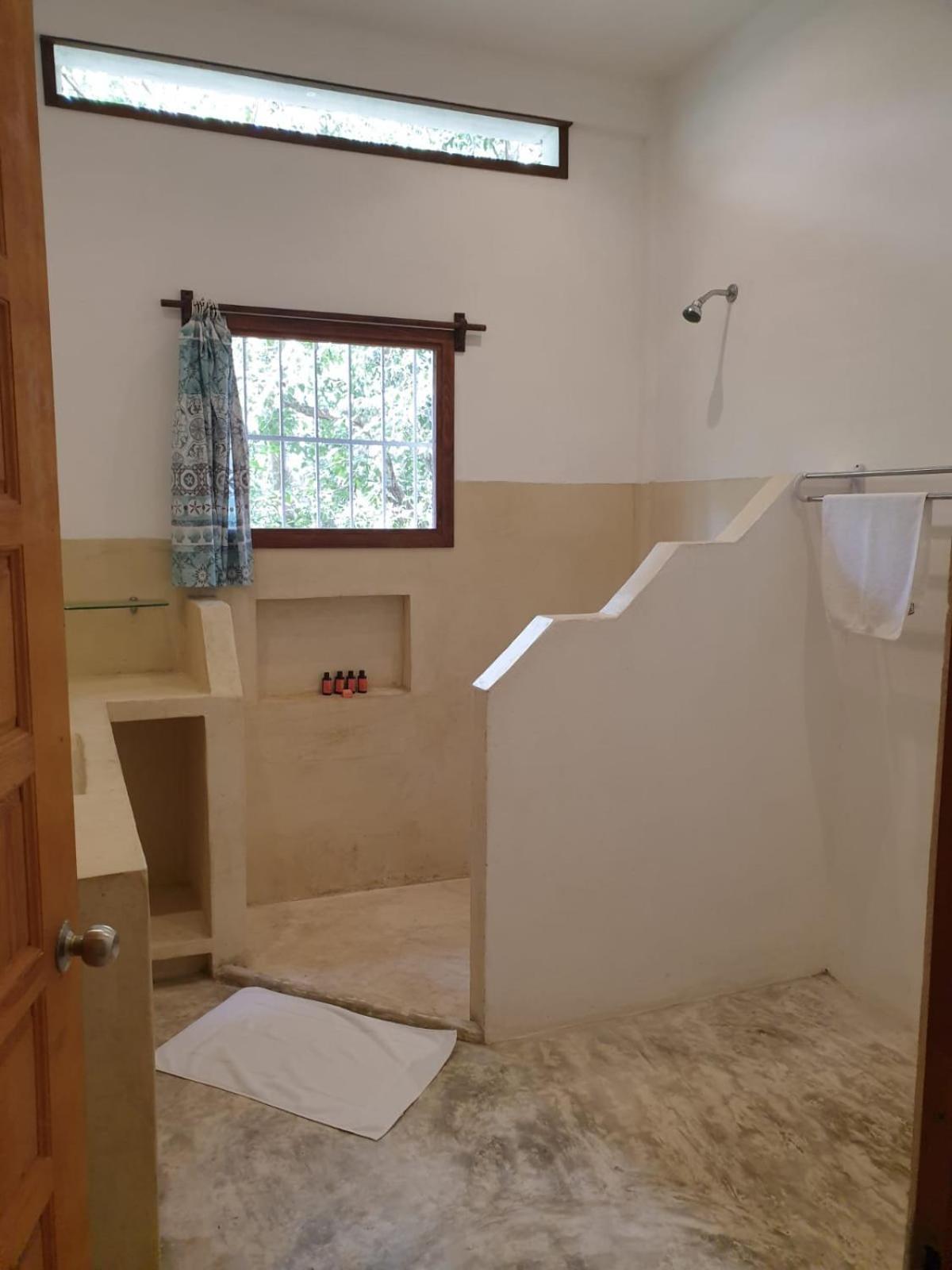 Casa Itzamna Jungle Retreat Tulum Hotel Macario Gomez