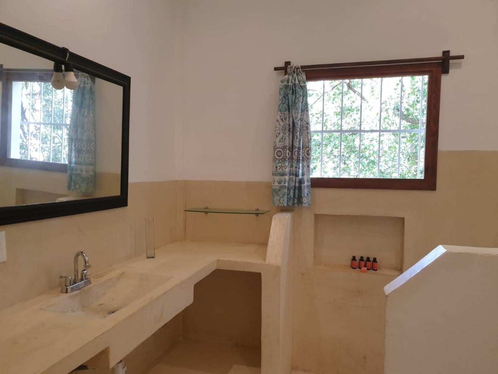 Casa Itzamna Jungle Retreat Tulum Hotel