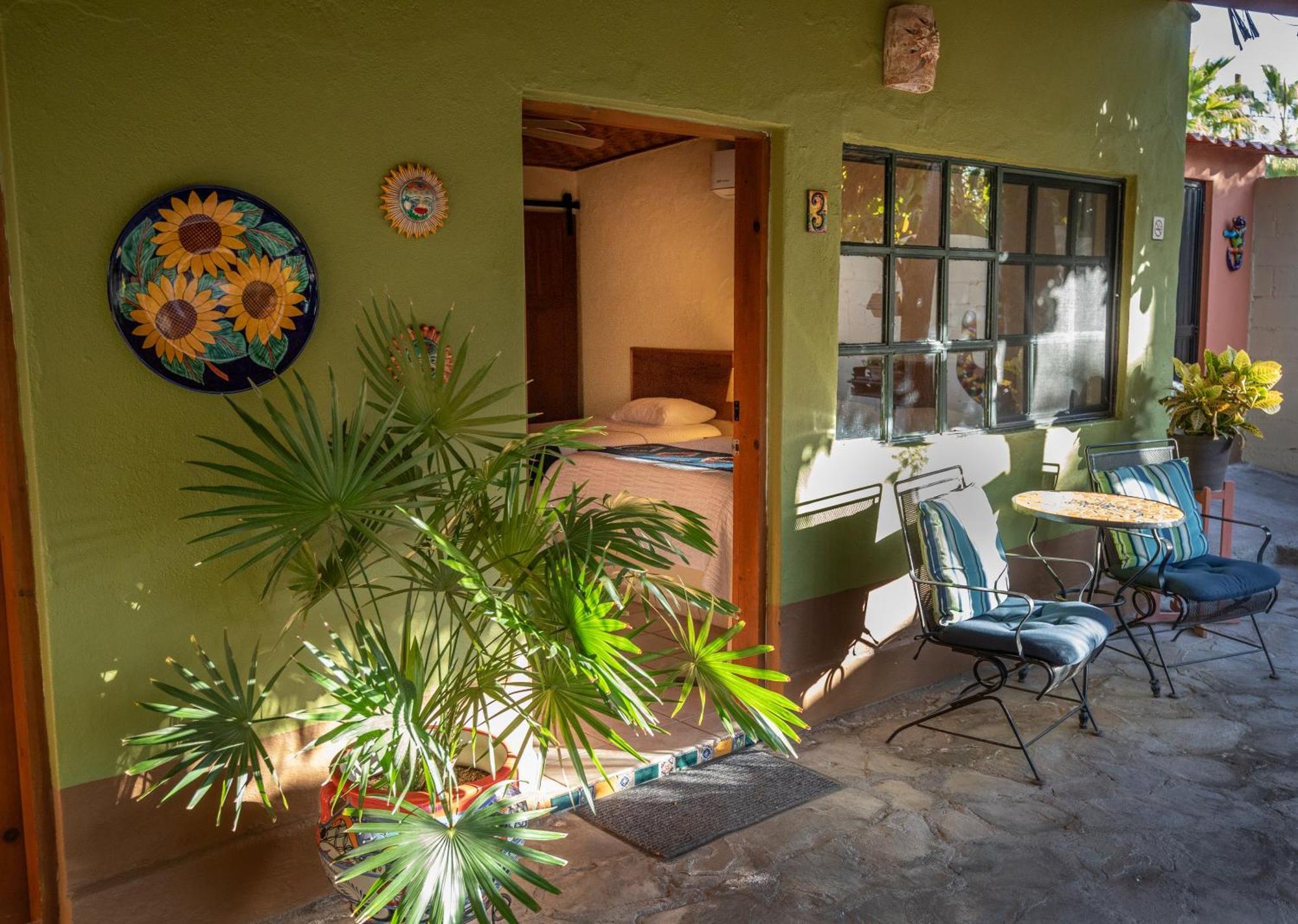 Hotel Iguana 2*