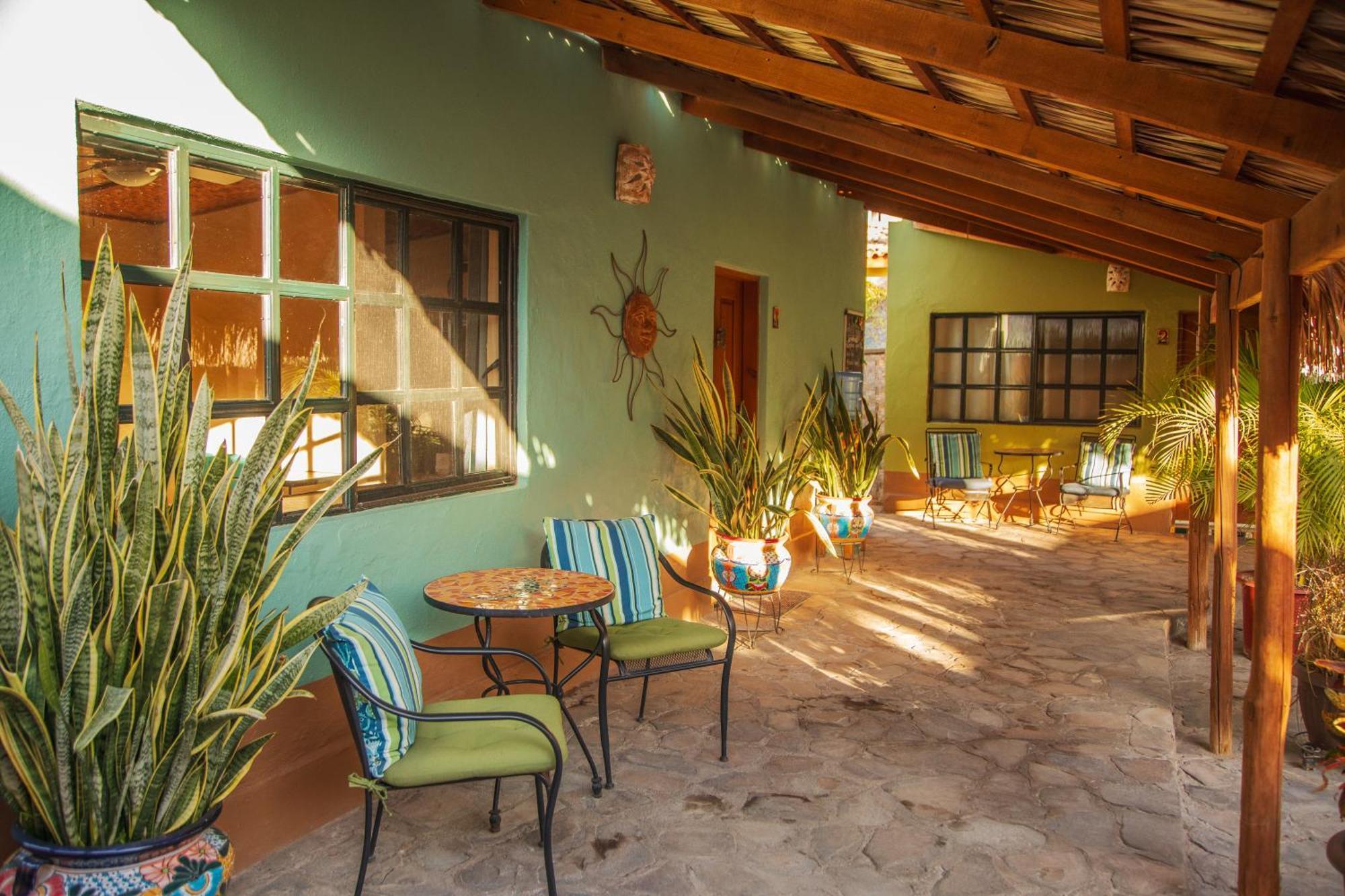 Hotel Iguana