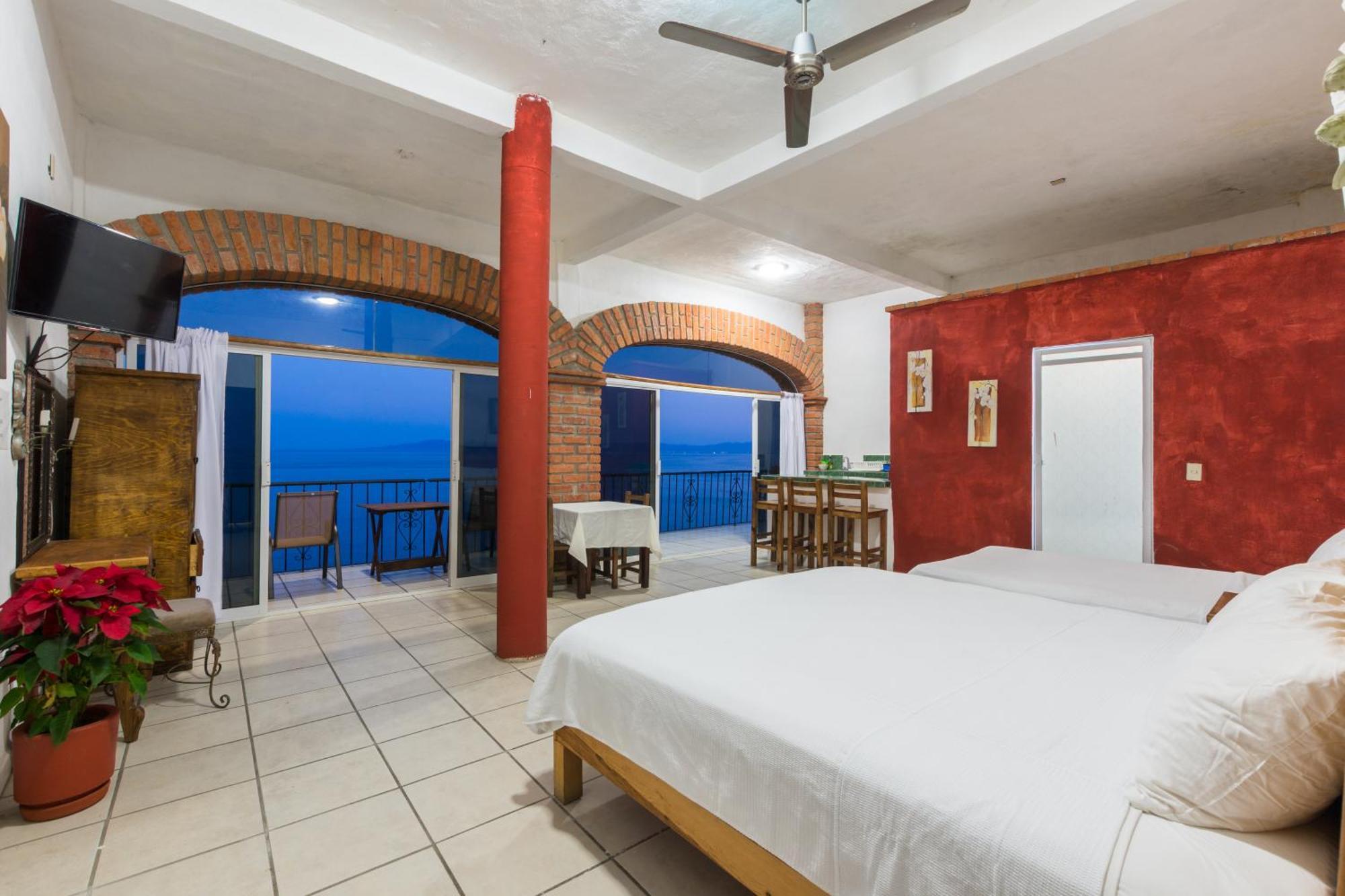 Traditional Sierra Leon Oceanfront - Adults Only *