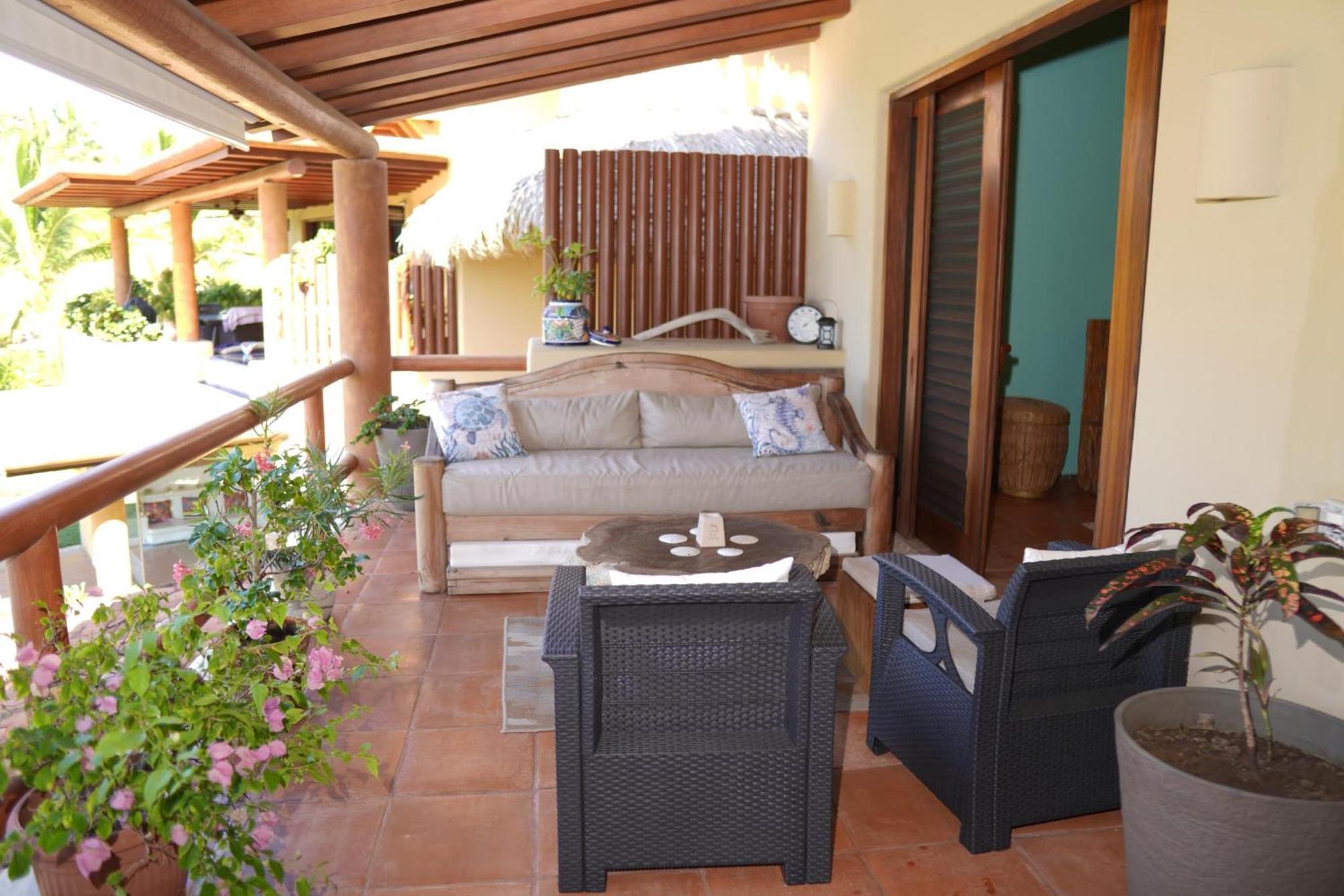 Apartment Playa Blanca 24, Luxury Beachfront *