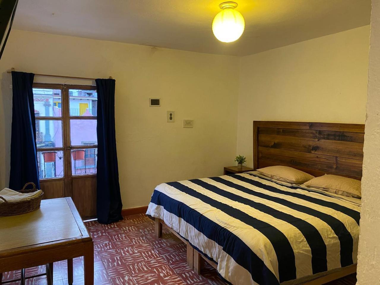 Hotel Osaenzz *