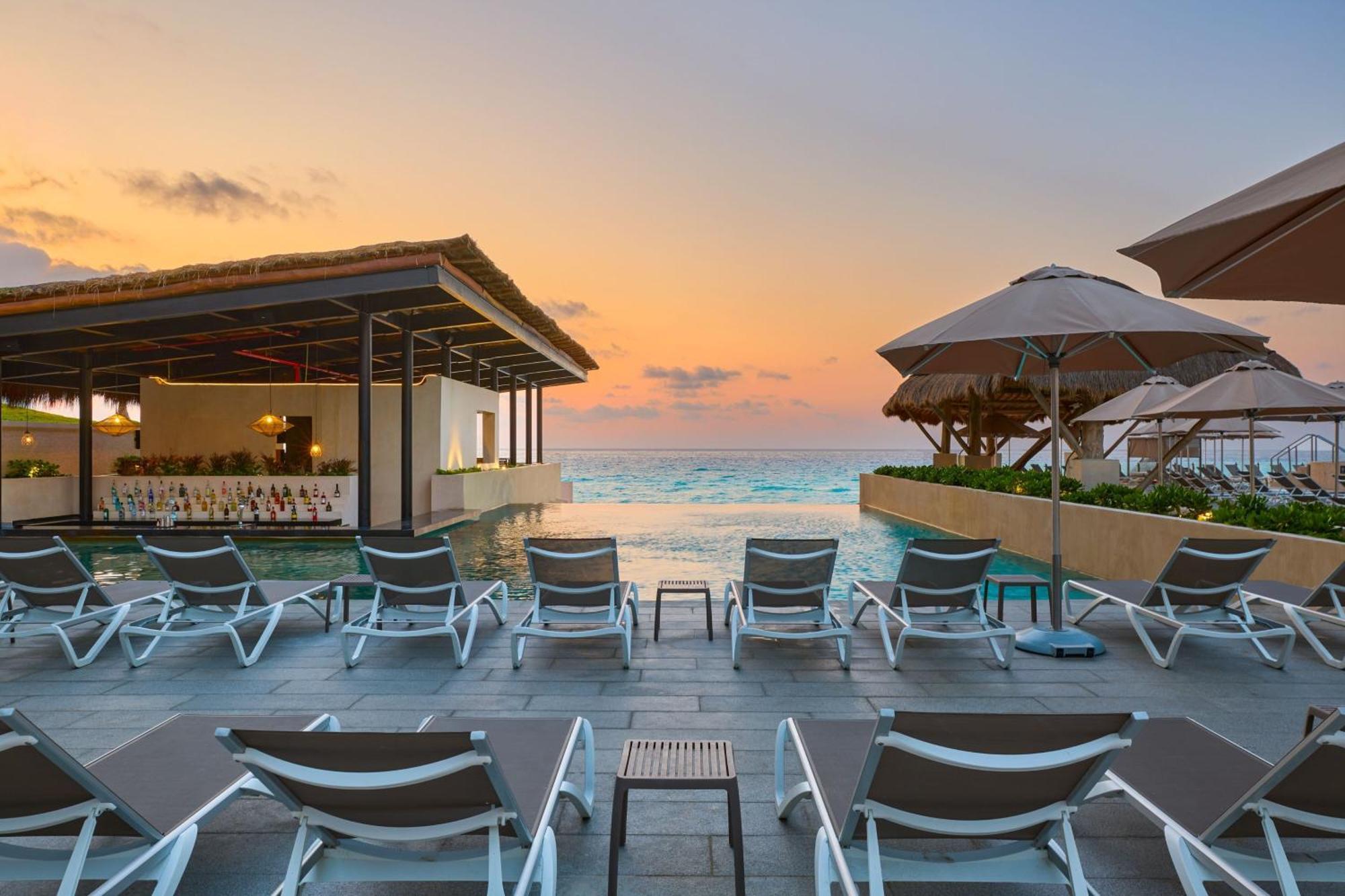 Resort Marriott Cancun, An