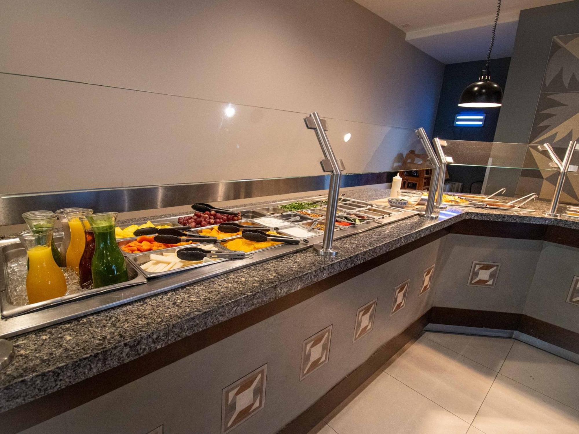 Araiza San Luis R.c. Hotel
