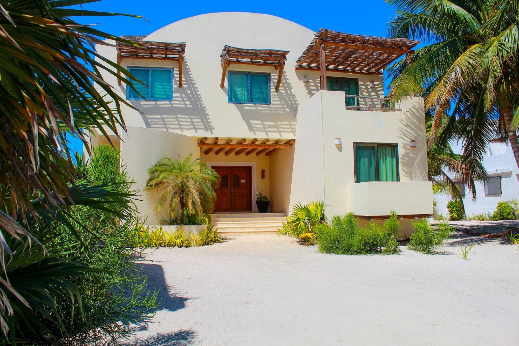 Lemnus Luxury Walking Distance To Chicxulub