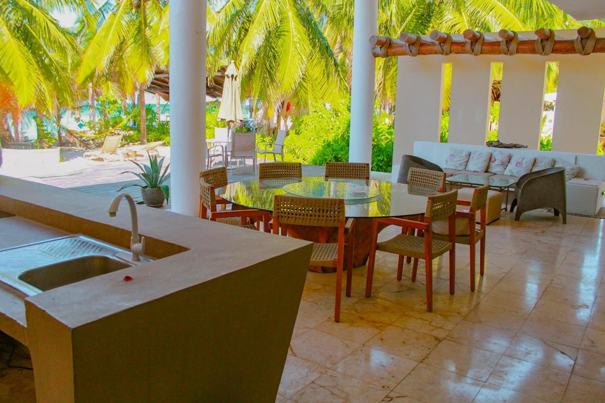 Lemnus Luxury Walking Distance To *