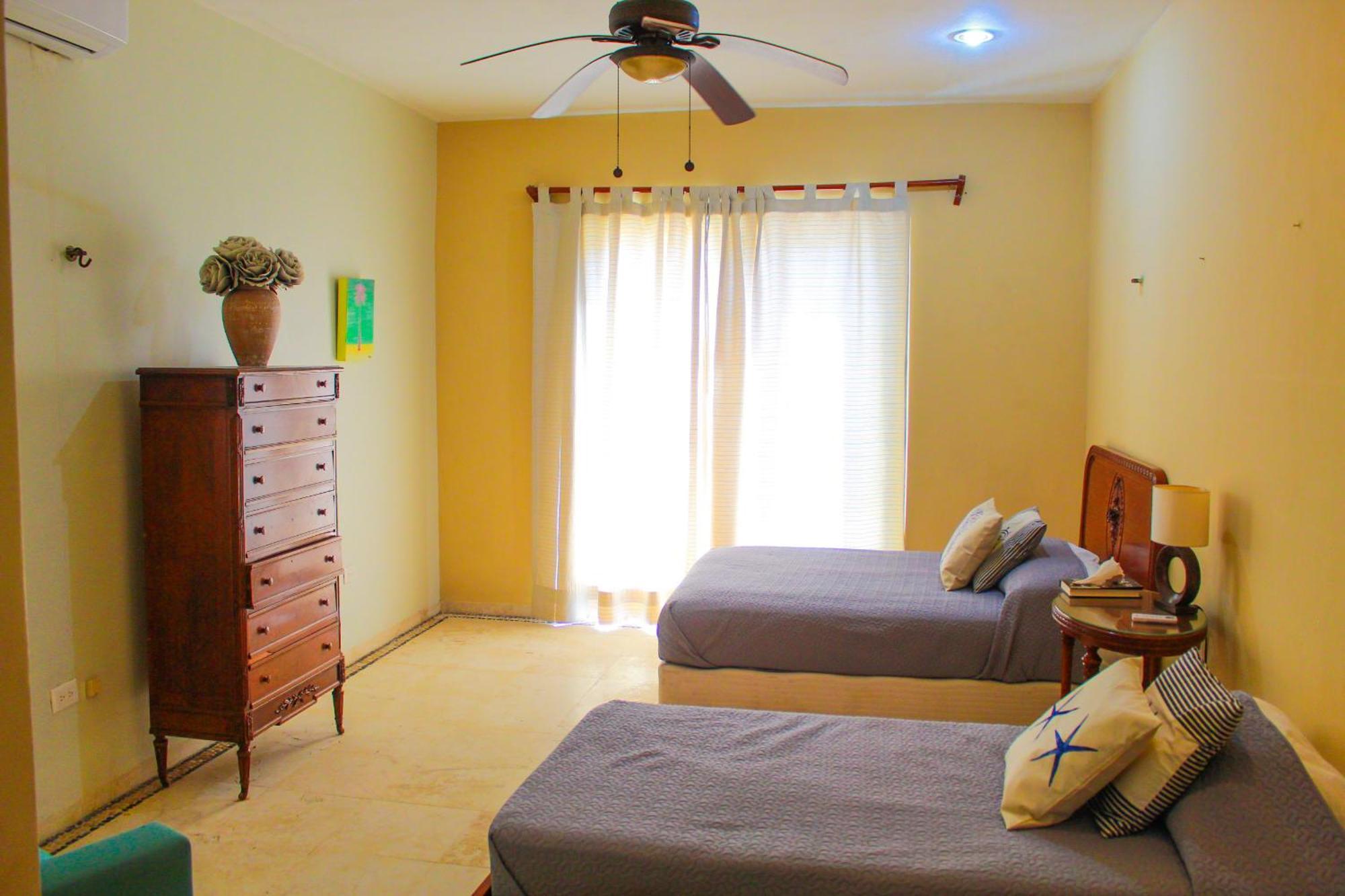 Lemnus Luxury Walking Distance To *