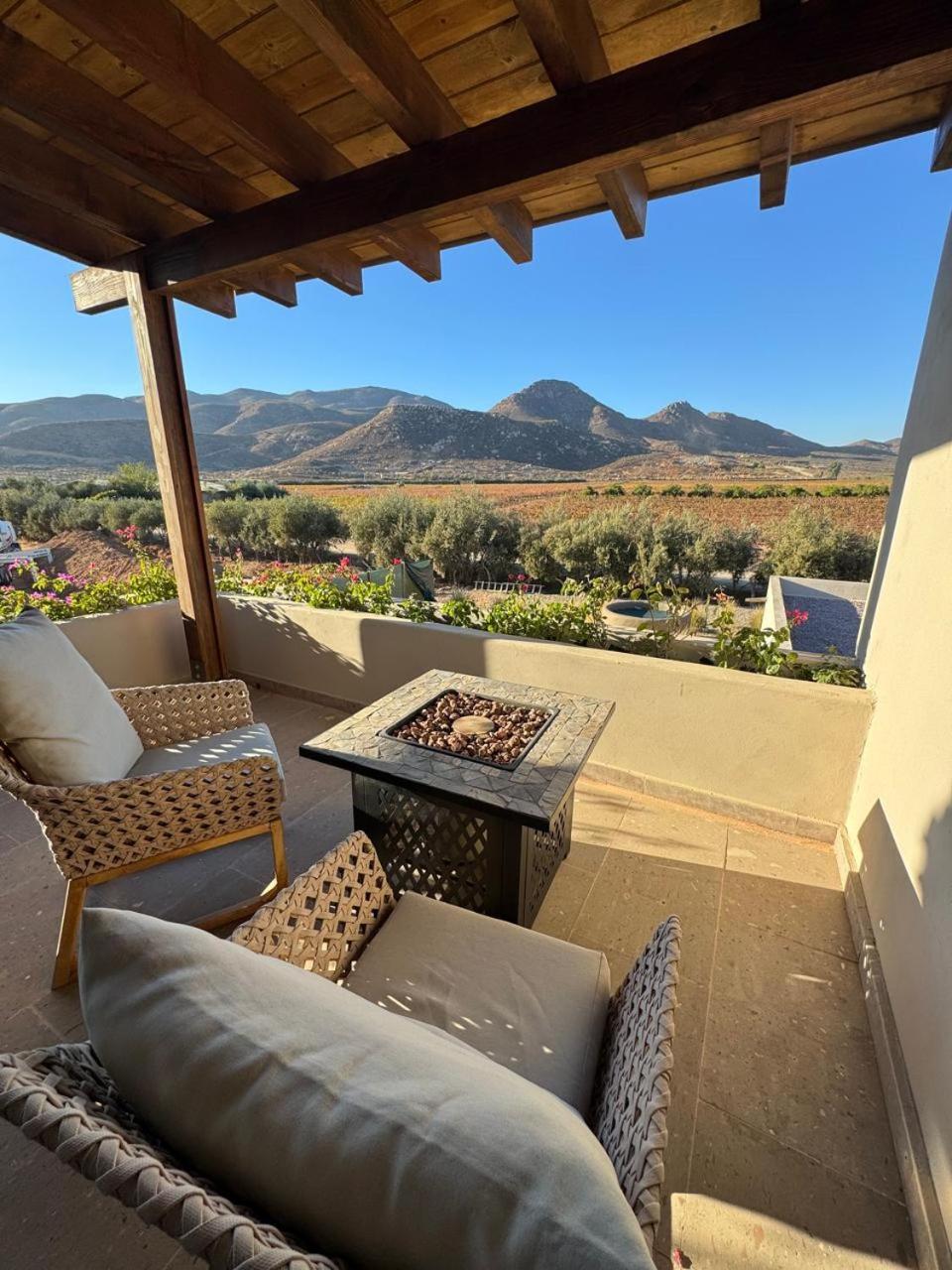 Hotel Flores De Sal-valle De Guadalupe El Porvenir